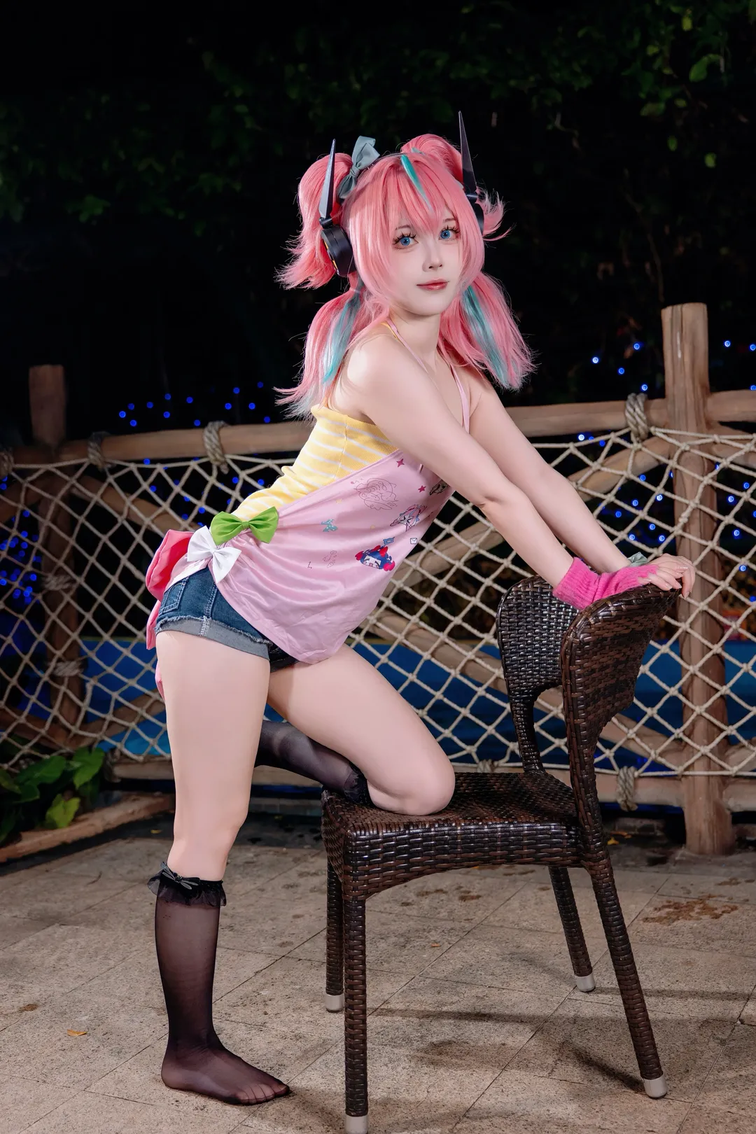 【爱芮cos】绝区零肯德基联动Ver. 粉色双马尾的妄想天使降临 - 第 6 张
