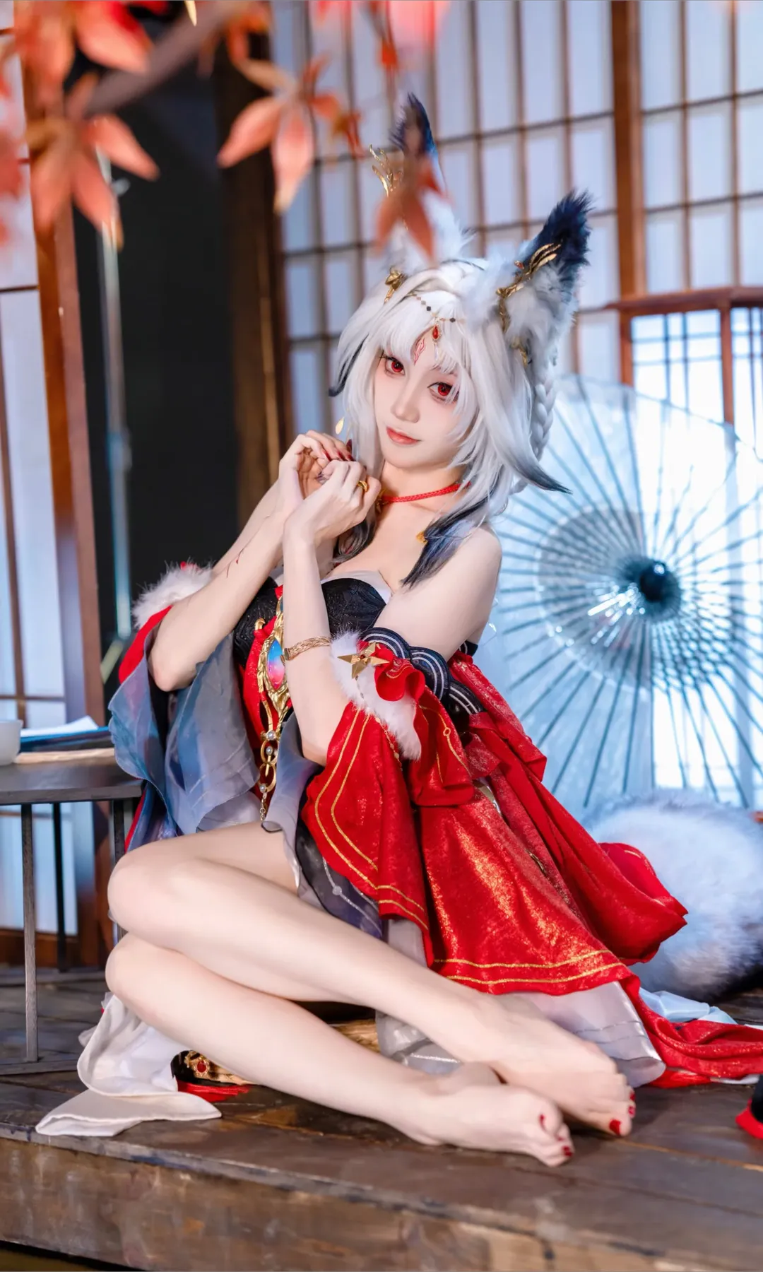 【心月狐cos】鸣潮中秋月色下的红枫正片 - 第 1 张