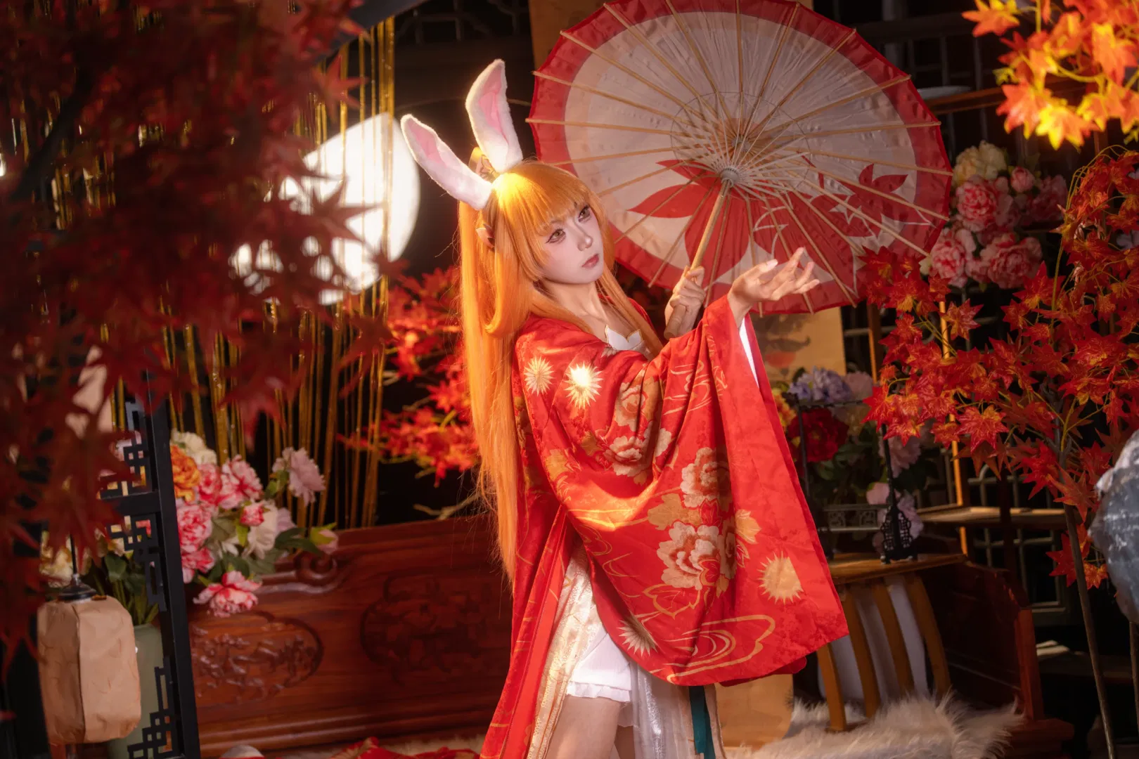 【公孙离cos】红衣兔耳与红枫的浪漫邂逅 - 第 1 张