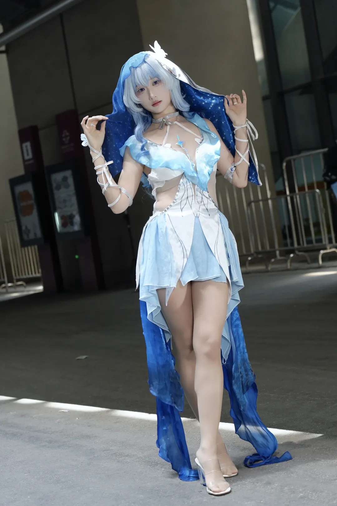 【守岸人cos】水蓝色星空的静谧与灵动 - 第 2 张