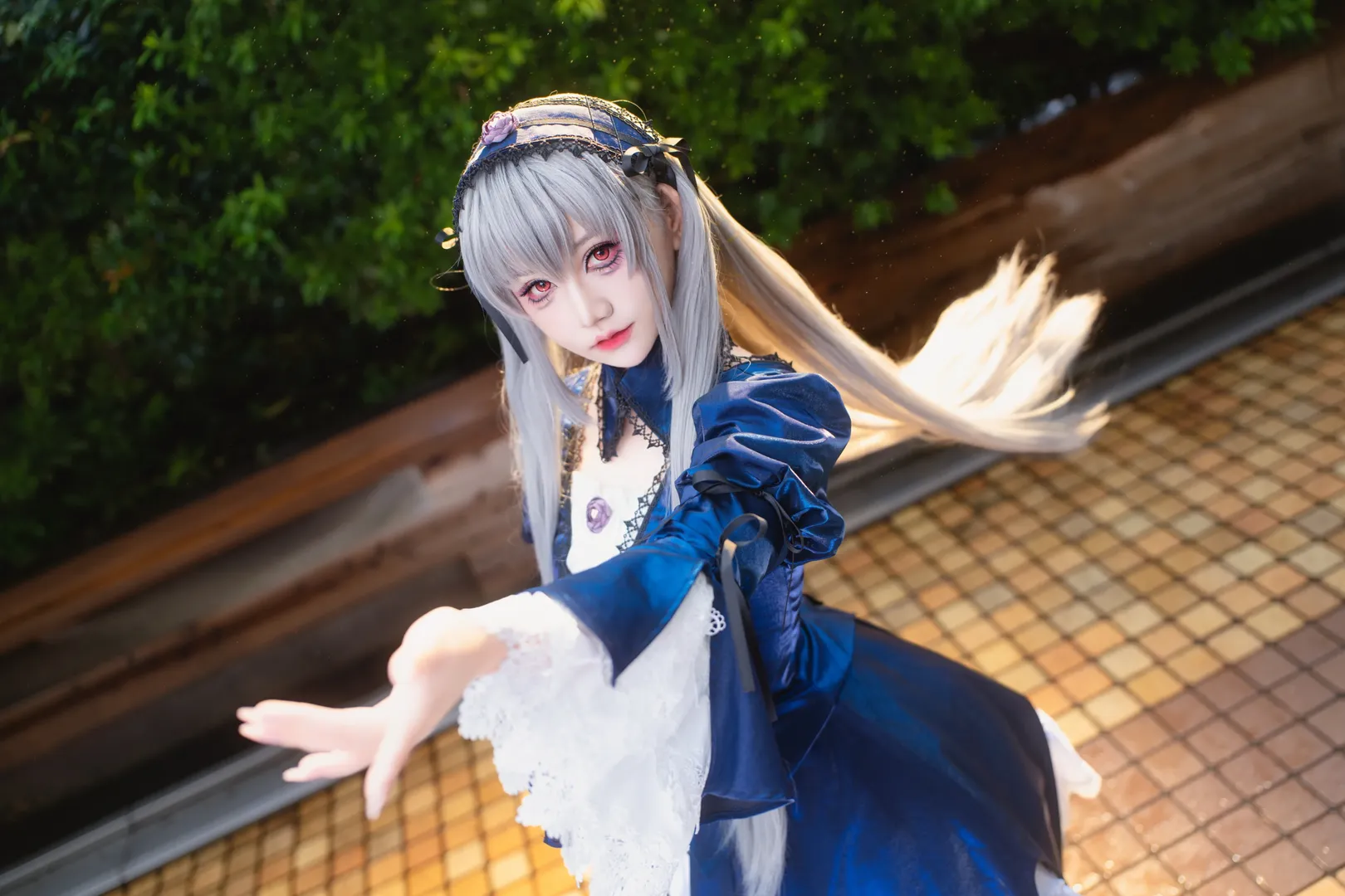 【水银灯cos】蔷薇少女雨中池ハロ的场照 - 第 3 张