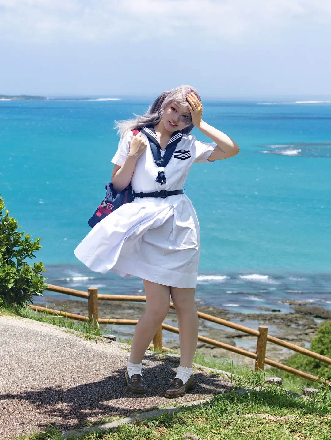 夏日海風裡水手服的自然動感 - 第 7 張