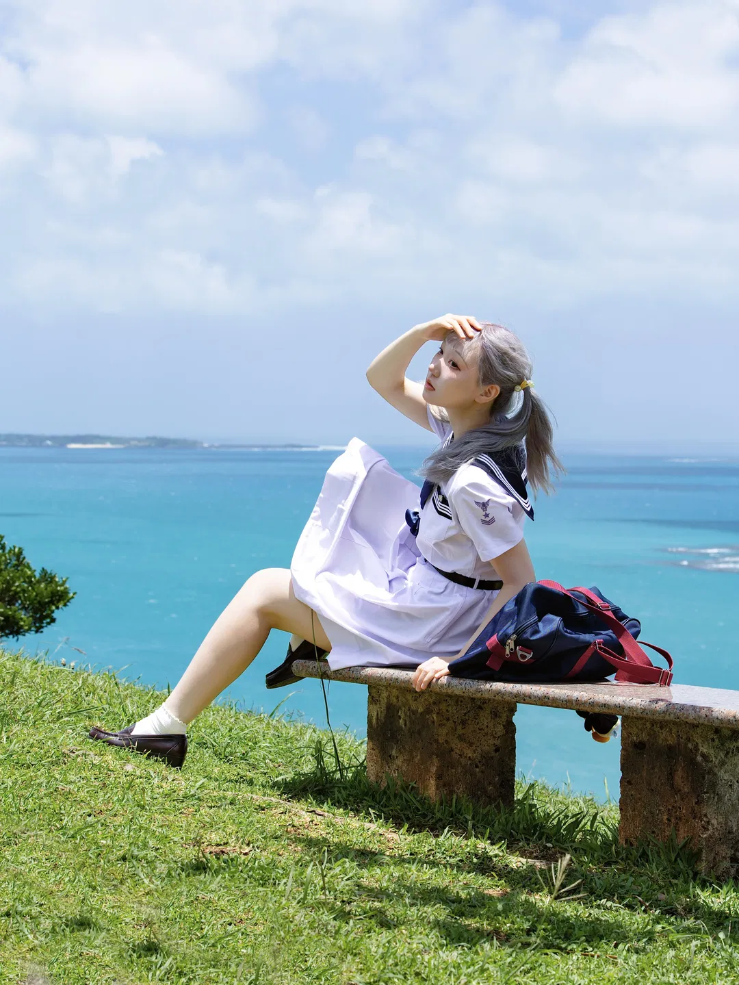 夏日海風裡水手服的自然動感 - 第 8 張