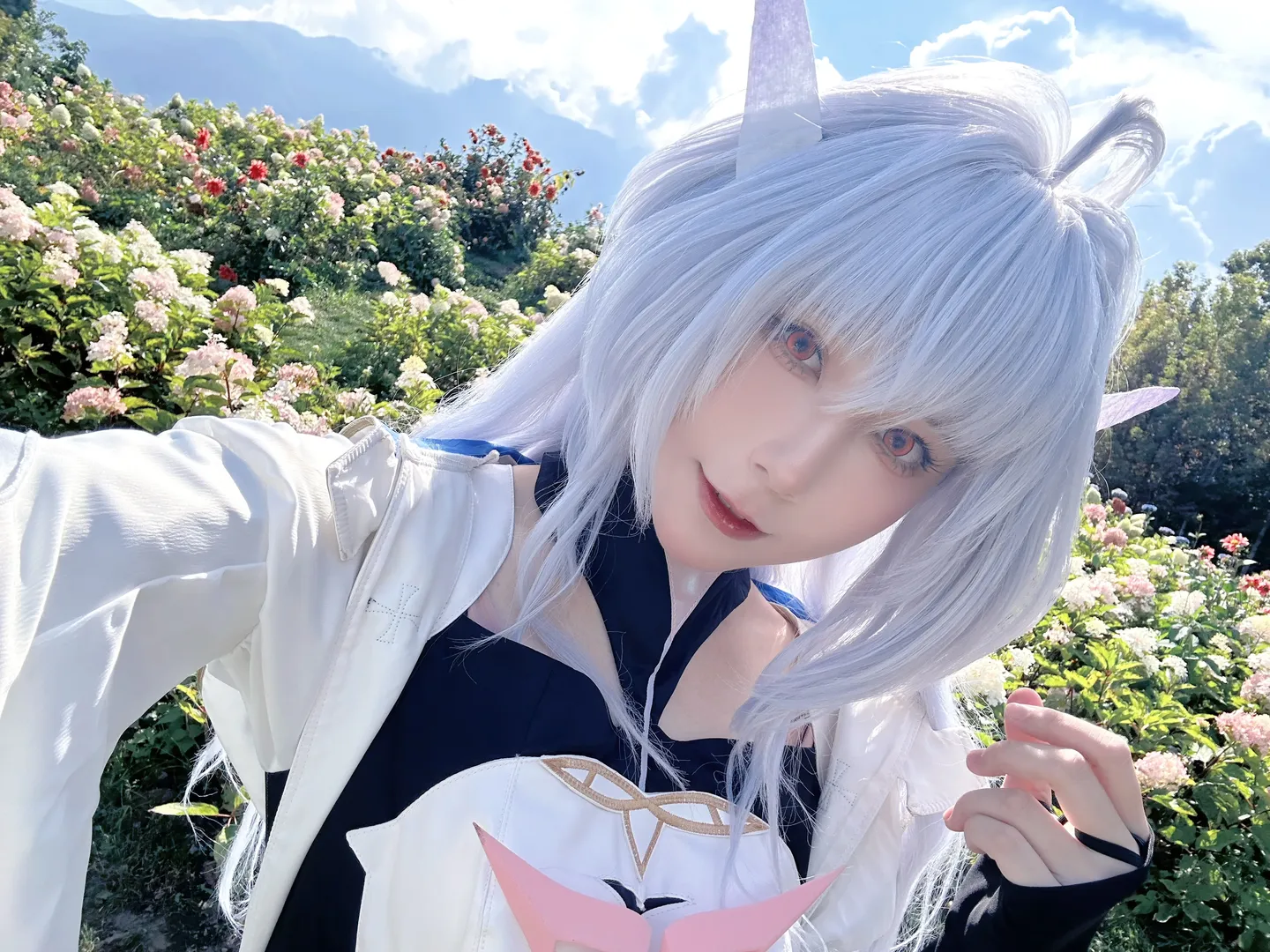 【梅林cos】FGO阿瓦隆女士的绣球花园外景 - 第 3 张
