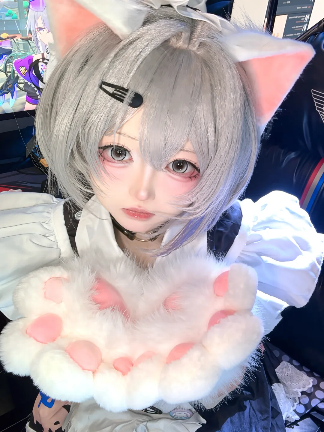 【银狼cos】朋克洛德女仆同人，灰色短发与巨大猫爪分享 - 第 2 张