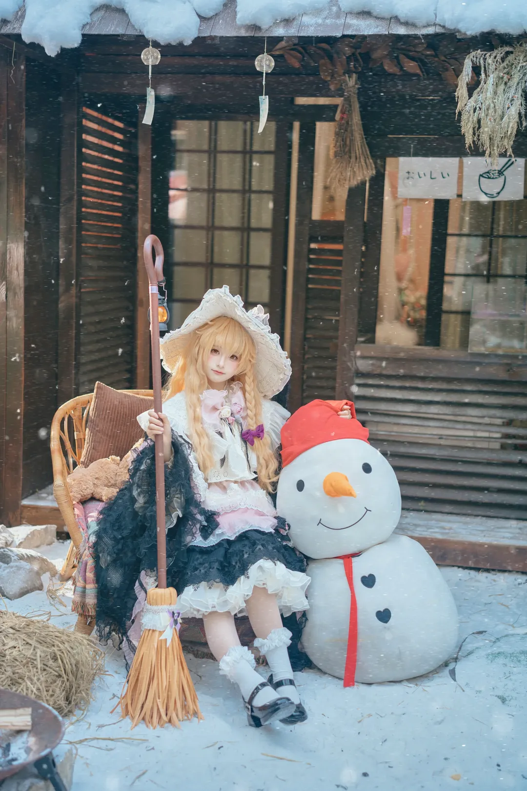 【雾雨魔理沙cos】初雪天的圣诞二设冬装 - 第 1 张