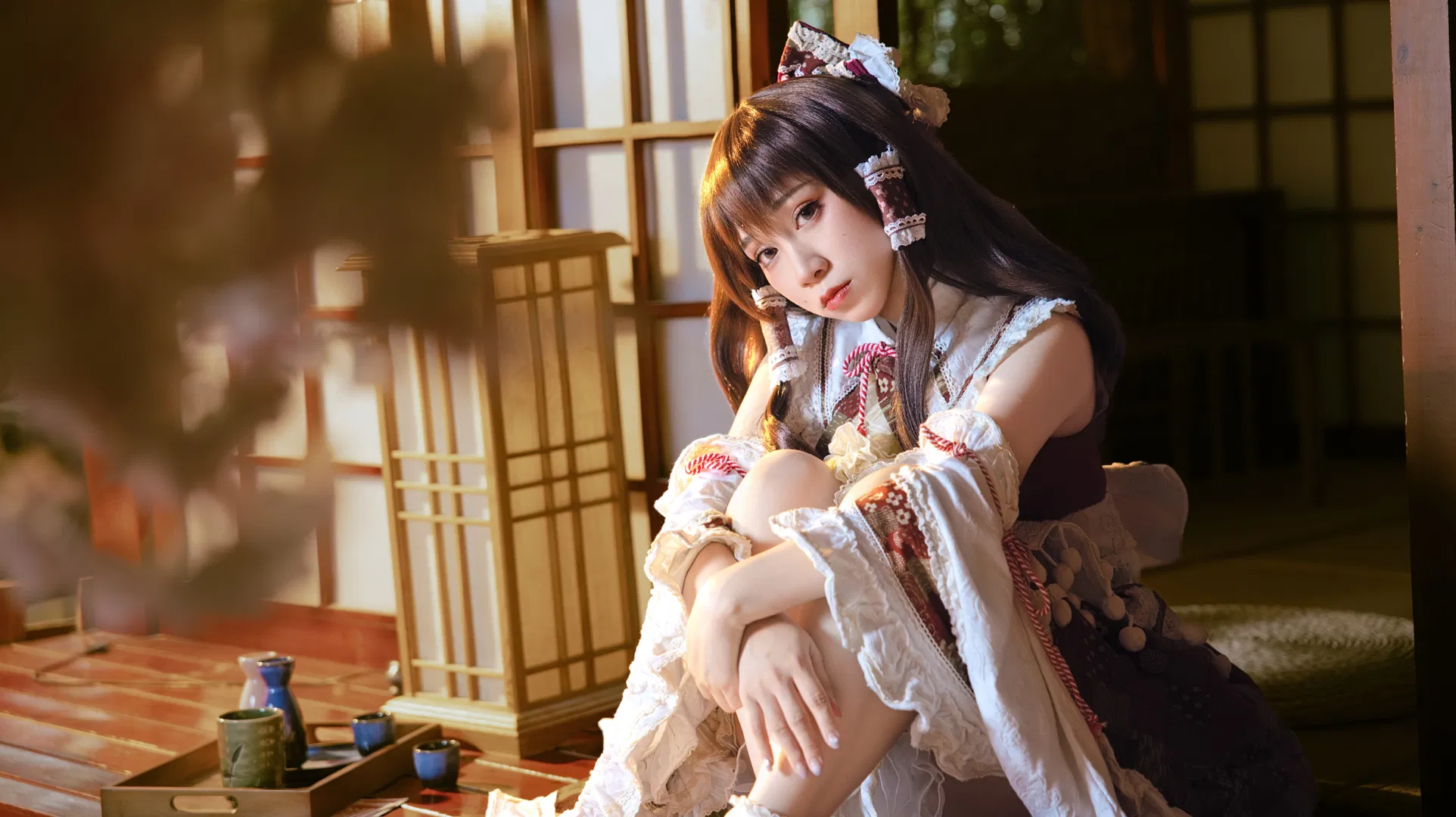 【博丽灵梦cos】东方Project永远的女巫，红白蕾丝与和风场景的碰撞 - 第 6 张