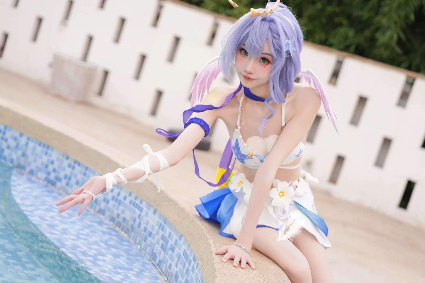 【知更鸟cos】崩坏星穹铁道晴歌的夏日泳池清凉穿搭 - 第 3 张