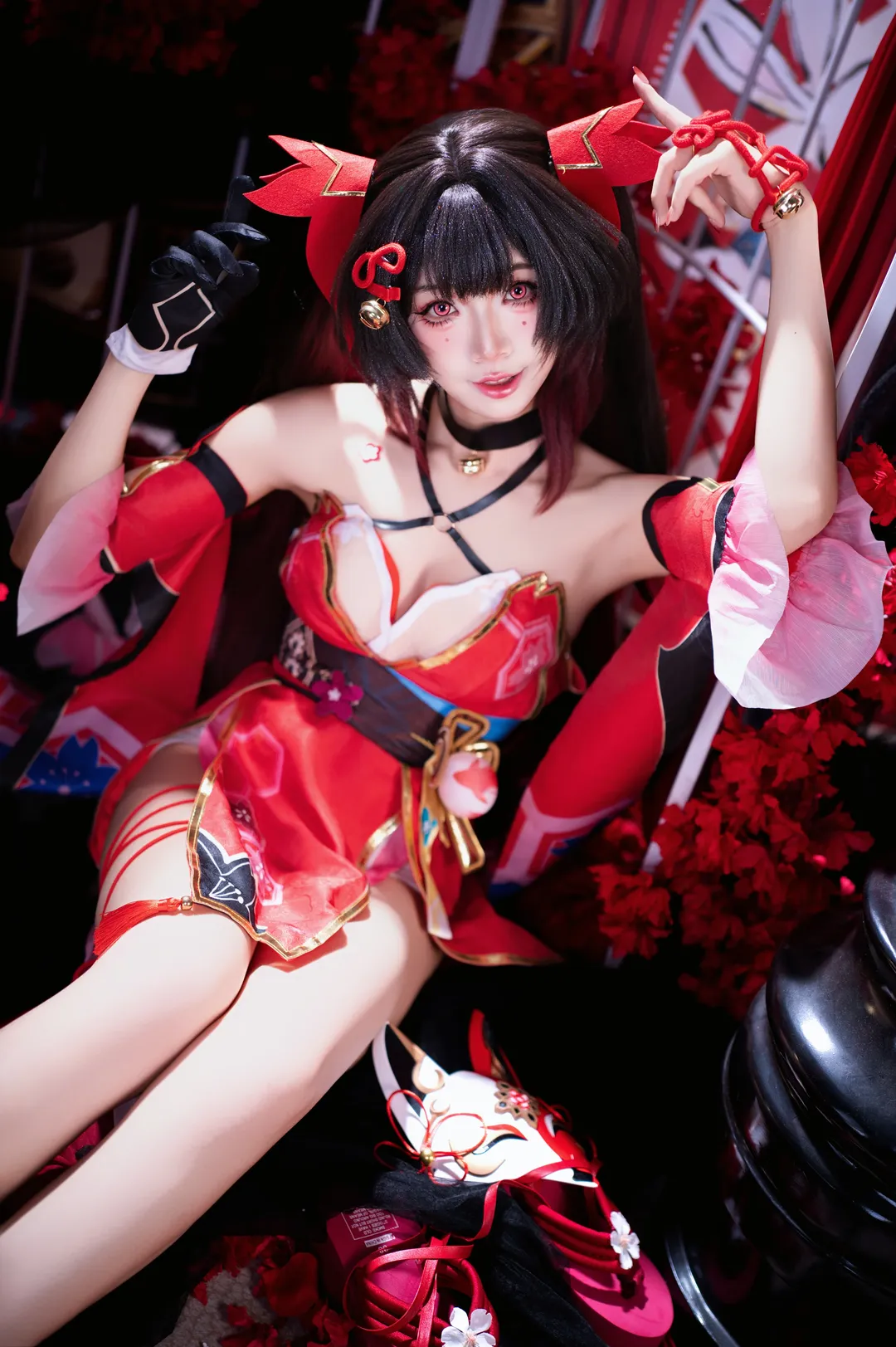 【花火cos】崩铁欢愉角色的红黑视觉演绎 - 第 6 张