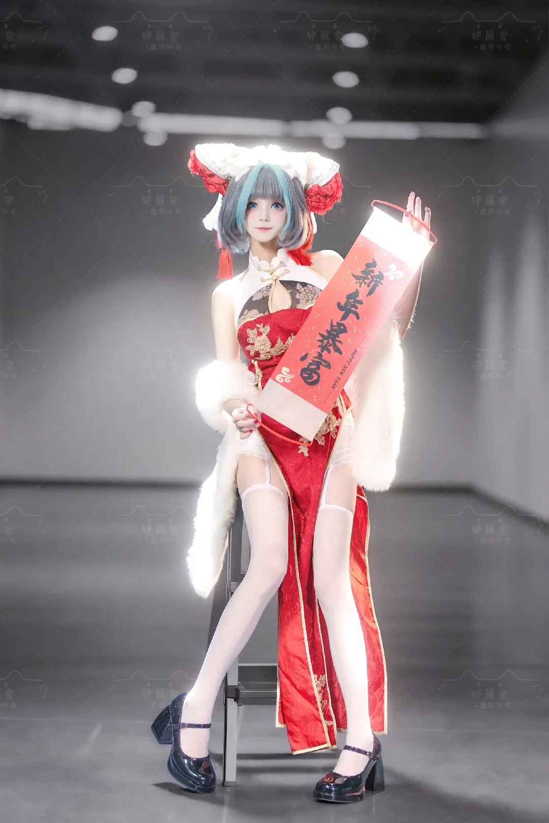 【柴郡cos】碧蓝航线的新年暴富旗袍装扮 - 第 1 张