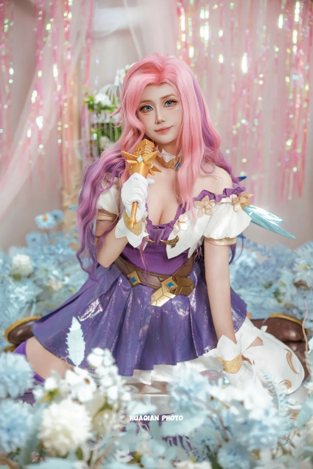 【萨勒芬妮cos】英雄联盟偶像歌手登上闪耀舞台 - 第 1 张