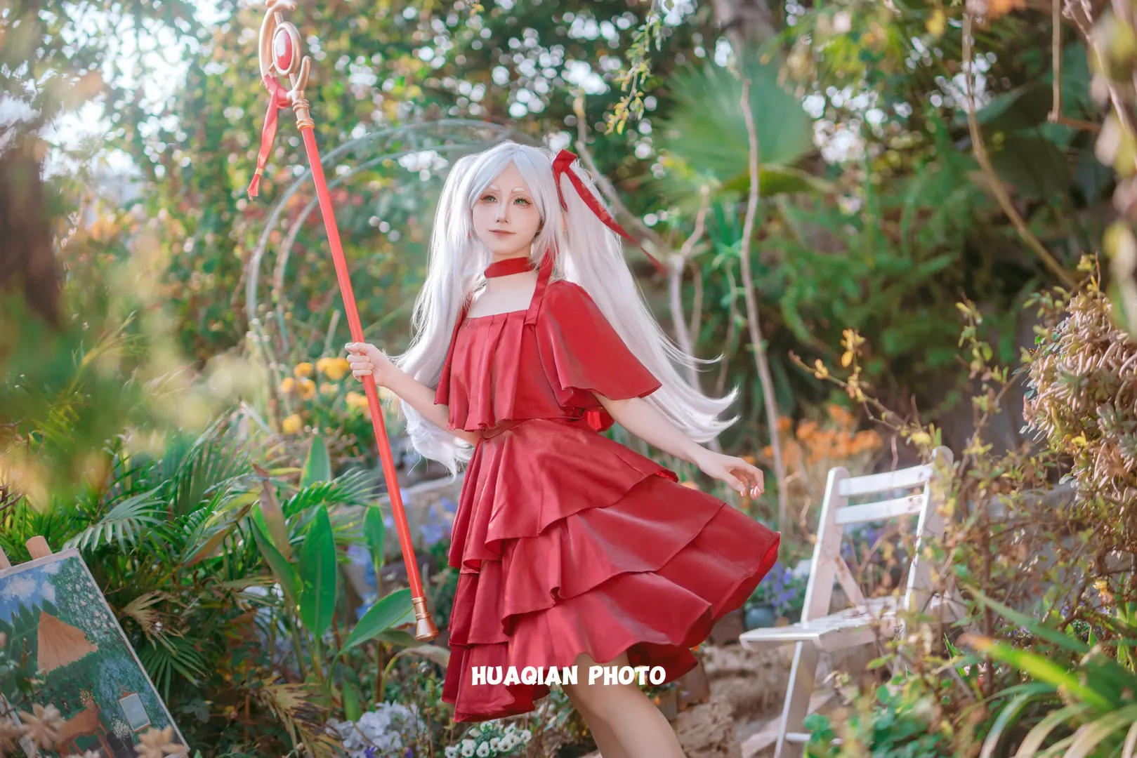 【芙莉莲cos】红裙与法杖的冬日魔法使 - 第 5 张
