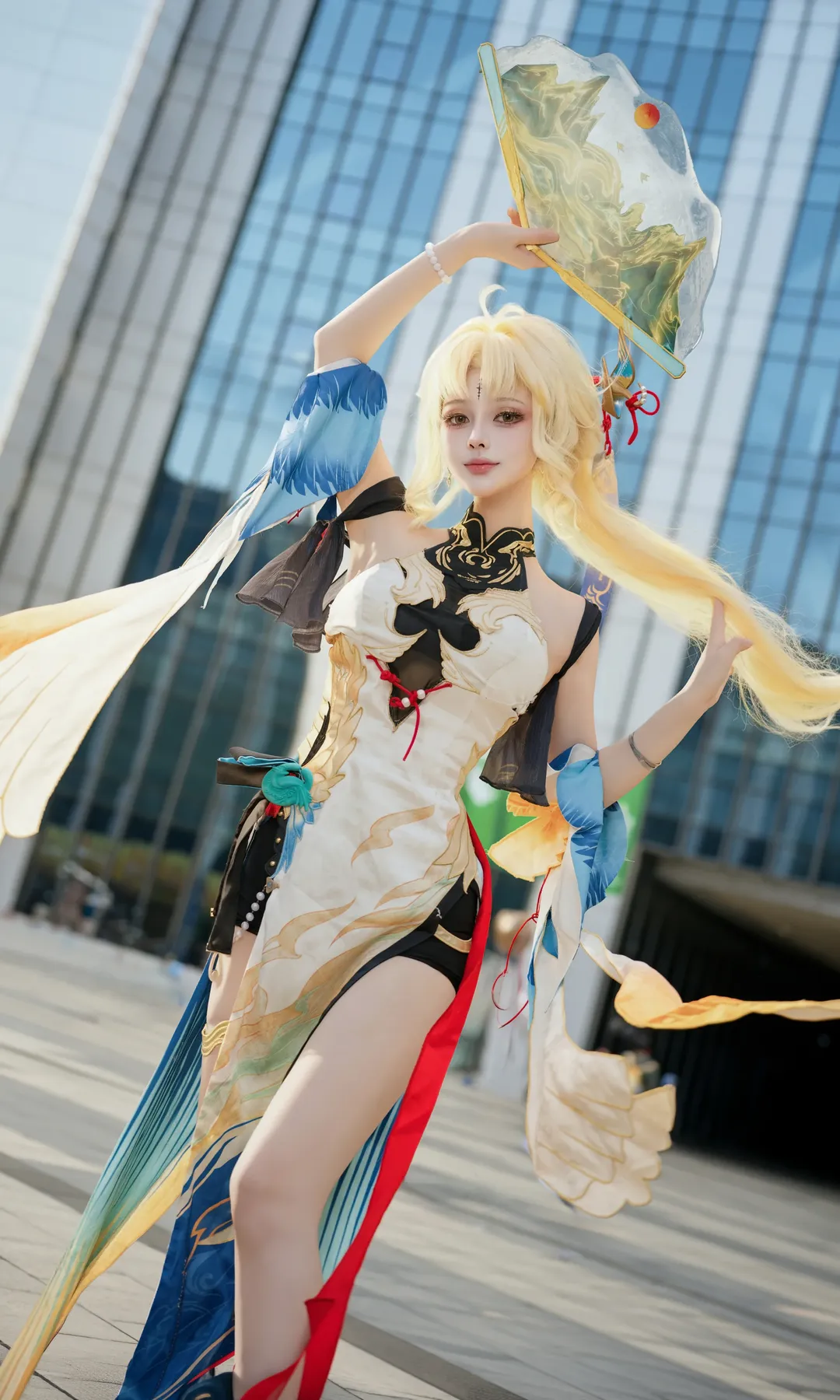【穗穗cos】鸣潮BW漫展现场直击，还原度拉满的温柔贵气 - 第 4 张
