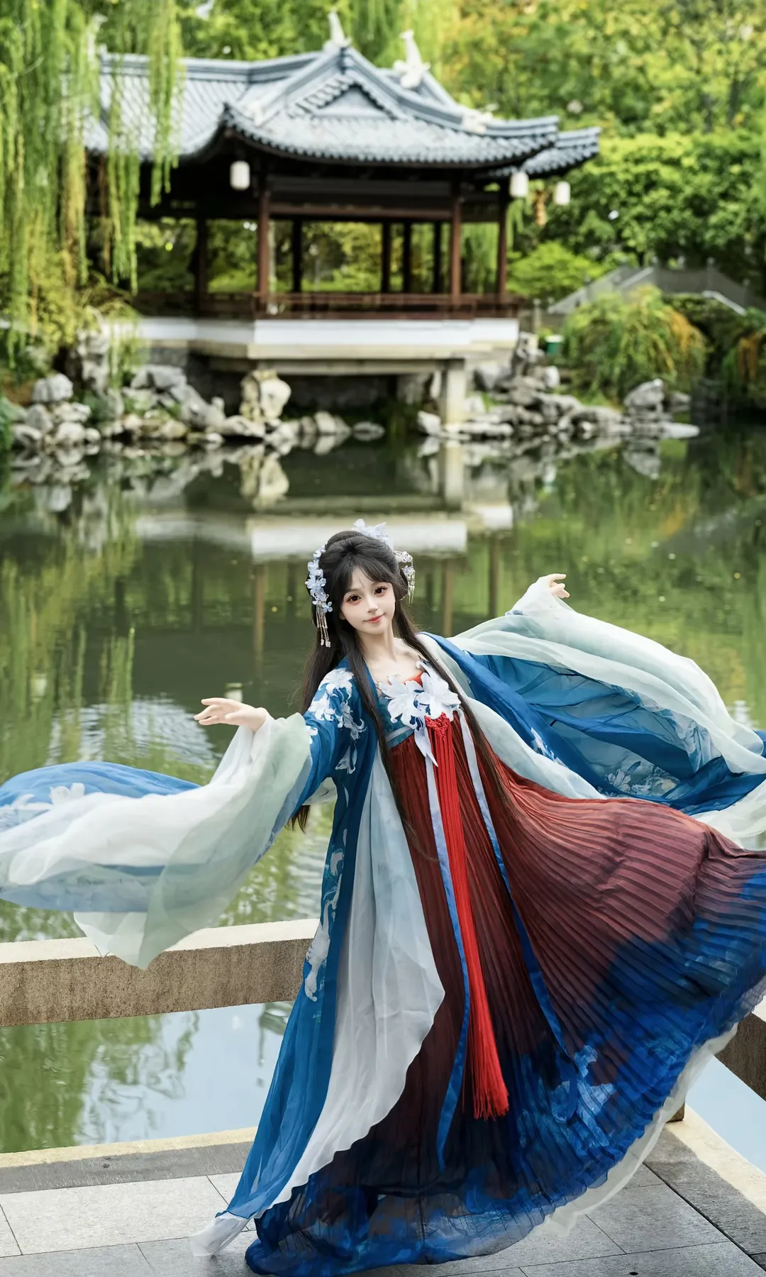 在宁波园林里拍到了绝美的蓝白渐变汉服 - 第 11 张