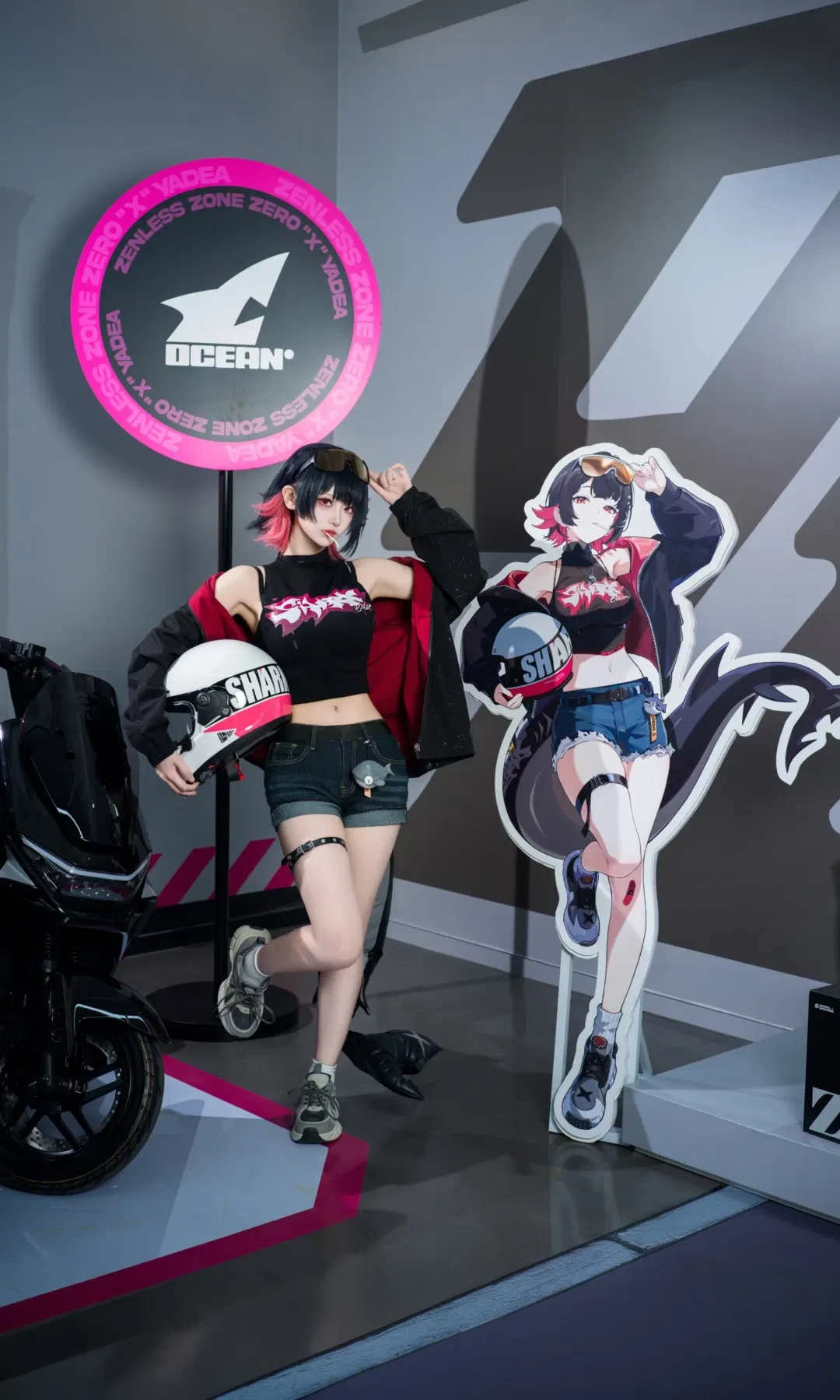 【艾蓮cos】打卡絕區零聯名痛店，騎上痛車做回鯊魚妹 - 第 5 張