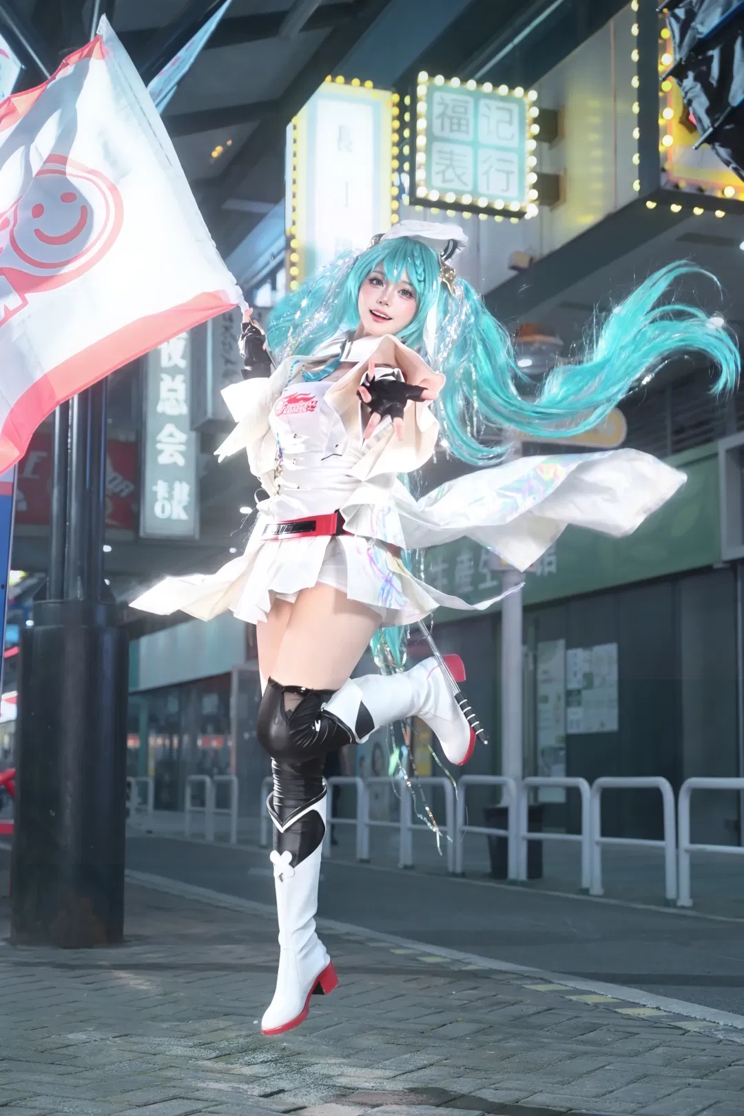 【初音未来cos】活力满满的赛车初音，初始之音响彻未来 - 第 2 张
