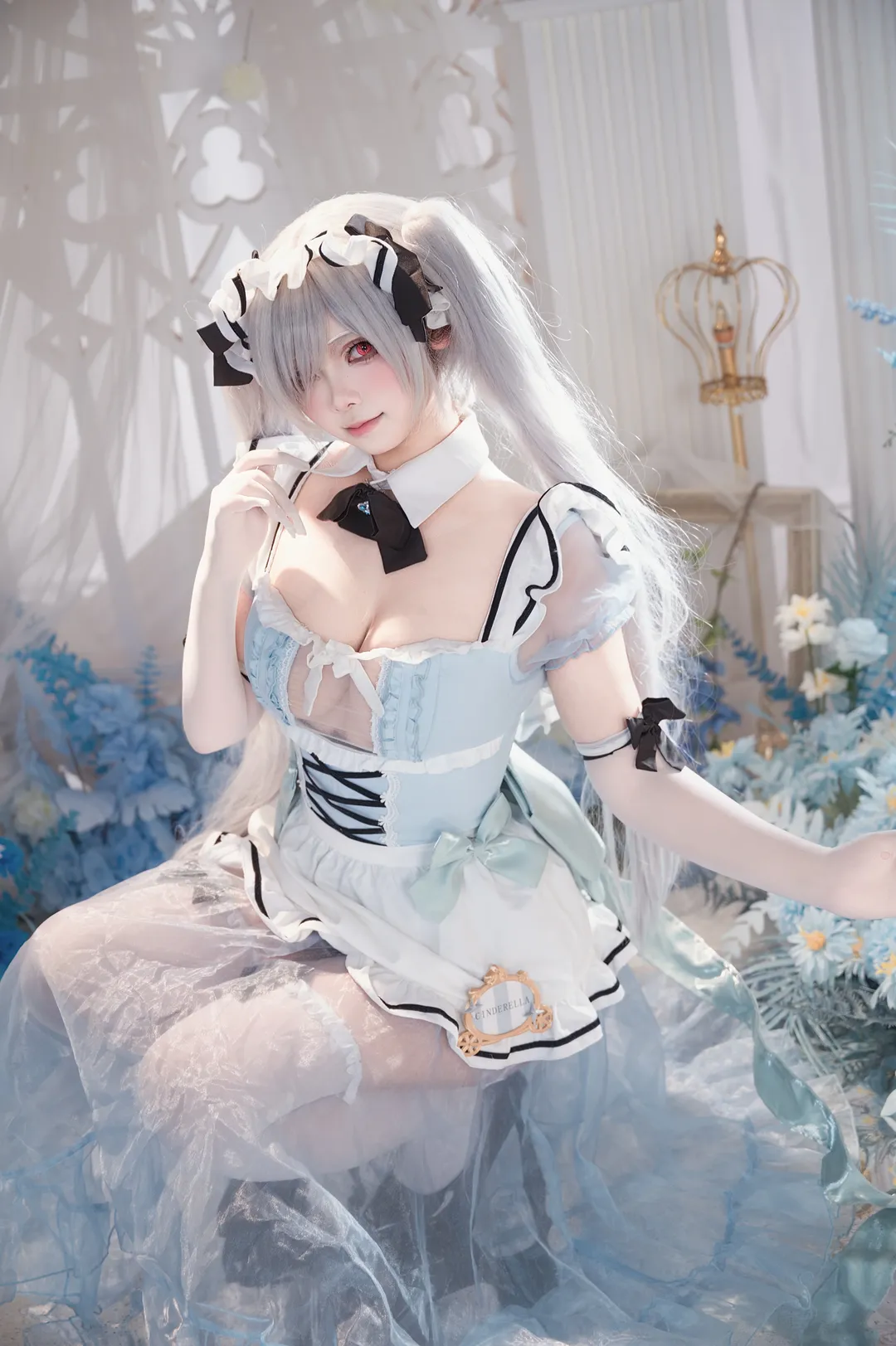 【灰姑娘cos】NIKKE灰姑娘女仆装，蓝白配色太绝了 - 第 3 张