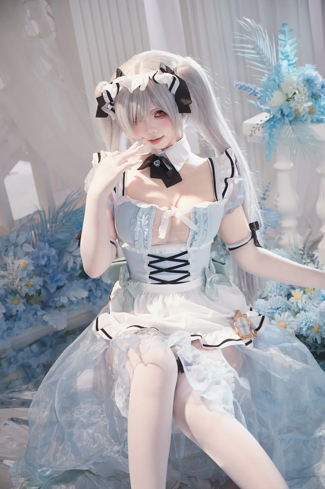 【灰姑娘cos】NIKKE灰姑娘女仆装，蓝白配色太绝了 - 第 4 张