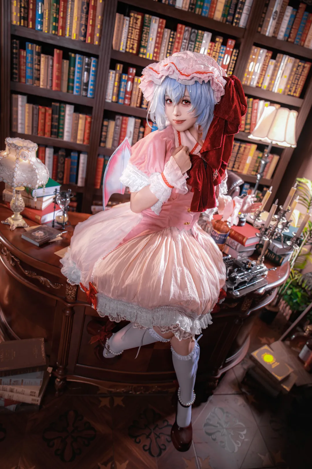 【蕾米莉亞cos】深色古董書房裡的五百歲蘿莉與東方project - 第 3 張