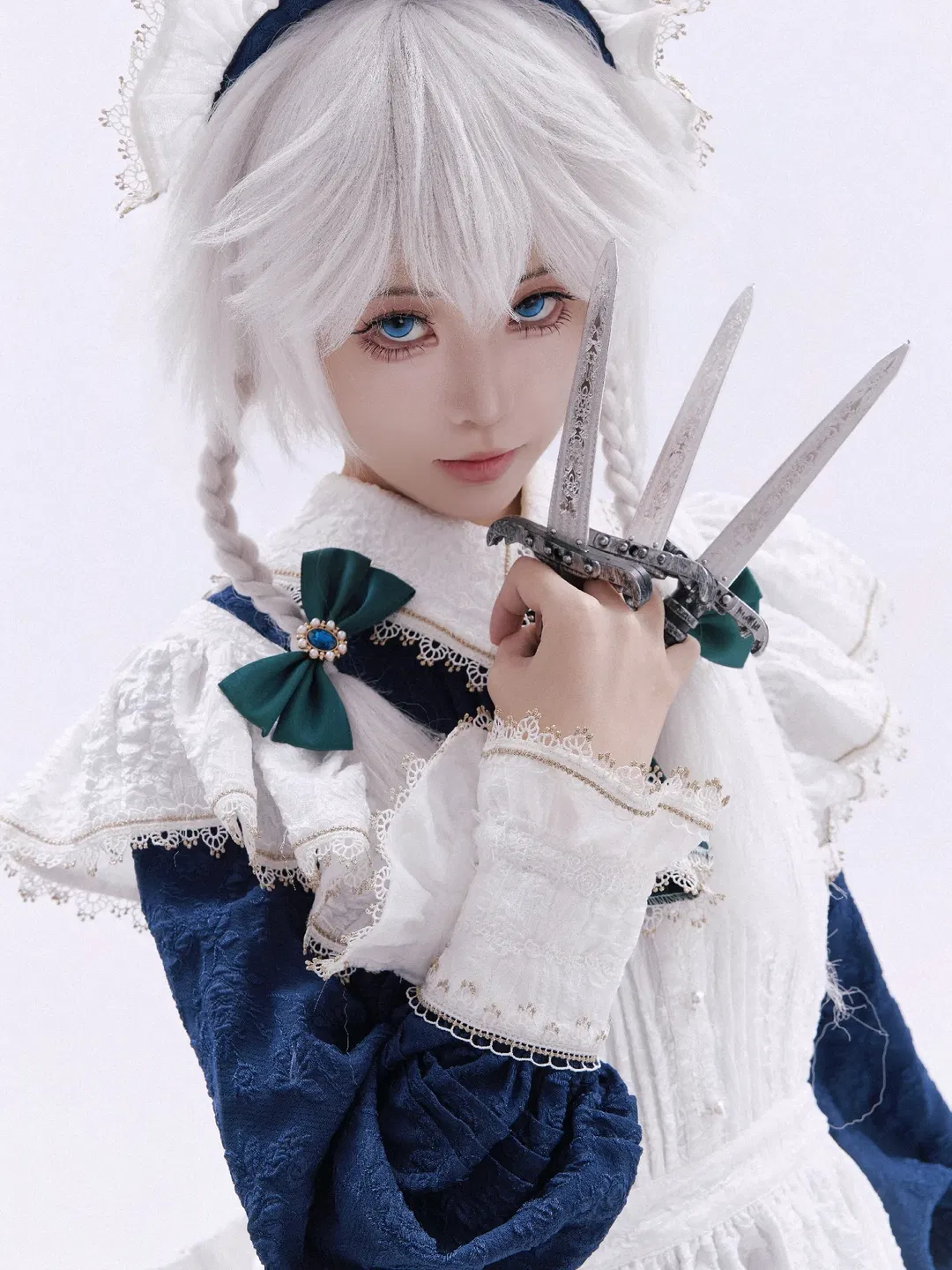 【十六夜咲夜cos】东方Project 女仆长的白棚飞刀时刻 - 第 2 张