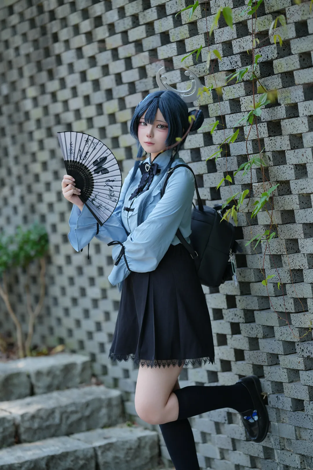 【龙华妃咲cos】蔚蓝档案私设制服与折扇的户外记录 - 第 6 张
