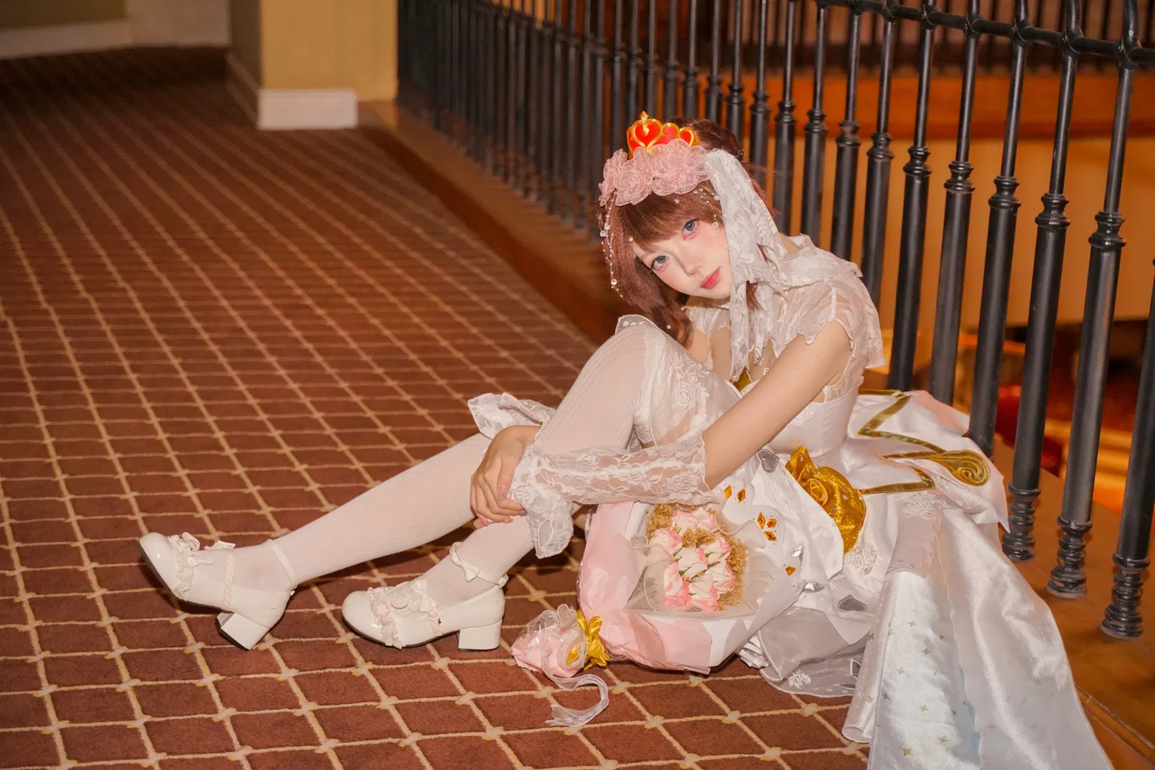 王者荣耀小乔纯白花嫁cos 复古内景里的浪漫记录 - 第 17 张