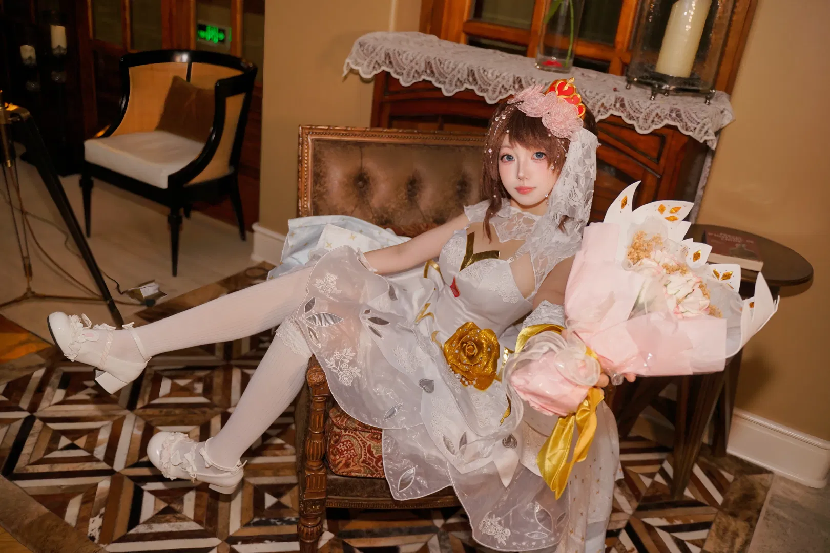 王者荣耀小乔纯白花嫁cos 复古内景里的浪漫记录 - 第 4 张