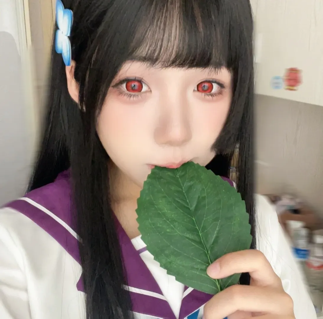 【散華禮彌cos】水手服搭配大葉子的日常分享 - 第 2 張