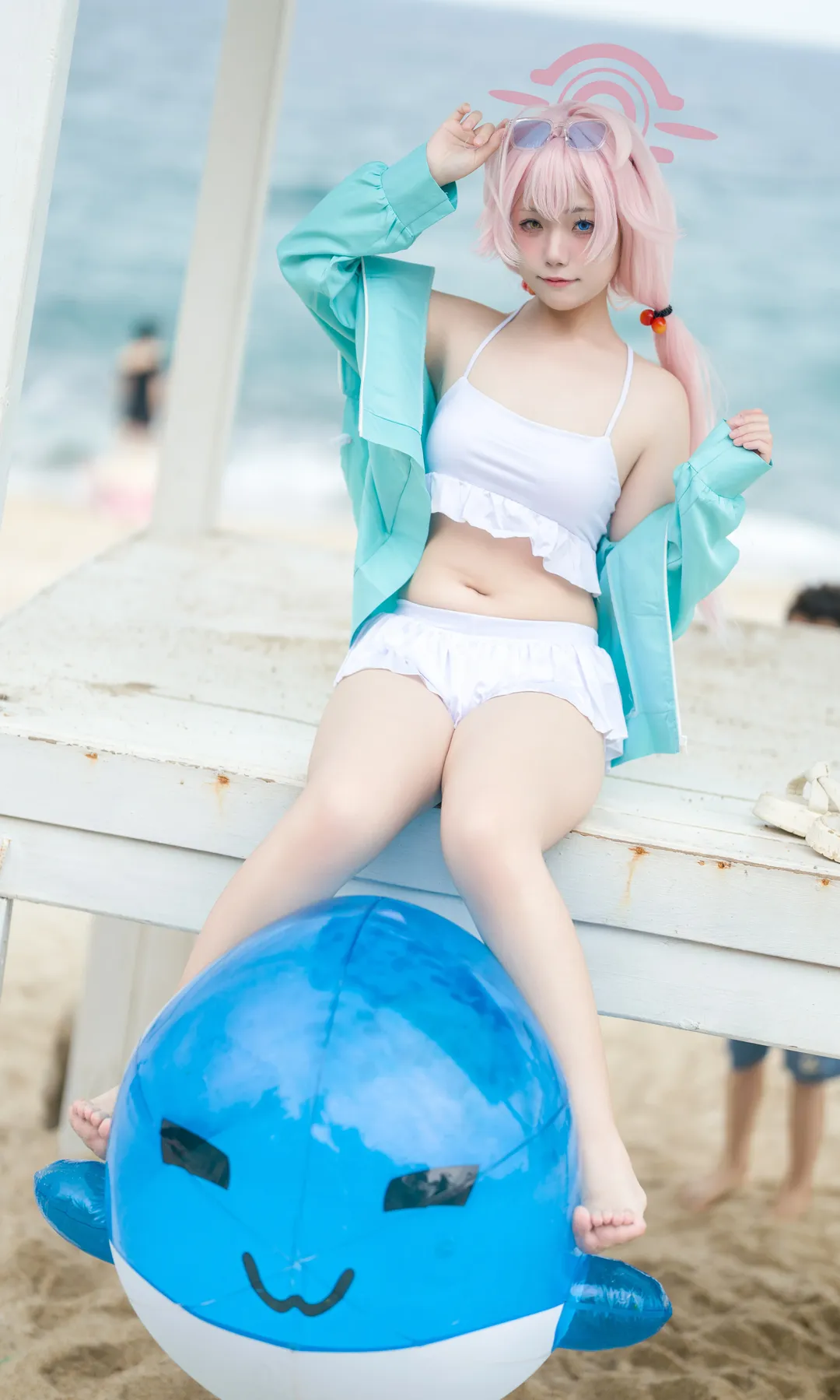 【小鸟游星野cos】蔚蓝档案夏日海滩的慵懒时光 - 第 1 张