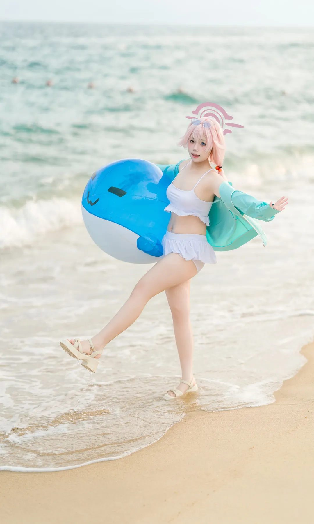 【小鸟游星野cos】蔚蓝档案夏日海滩的慵懒时光 - 第 2 张