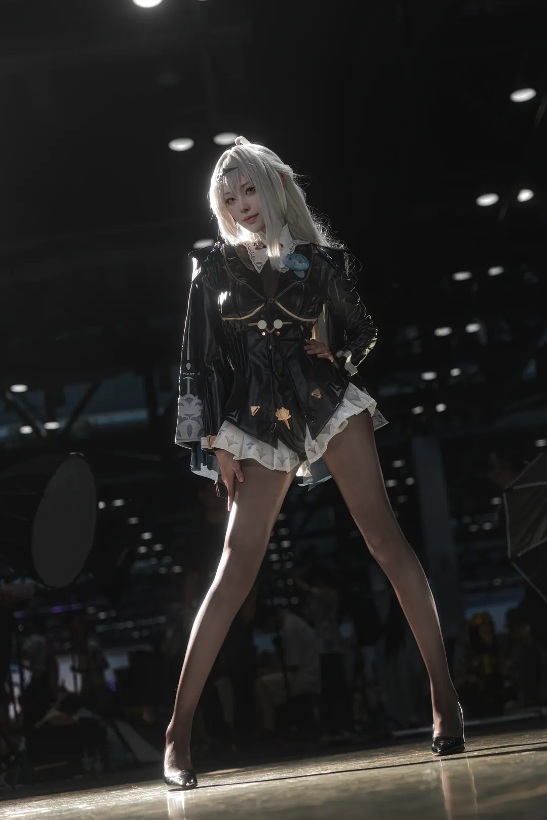 【仪玄cos】绝区零漫展场照，细节拉满的虾线展示 - 第 2 张