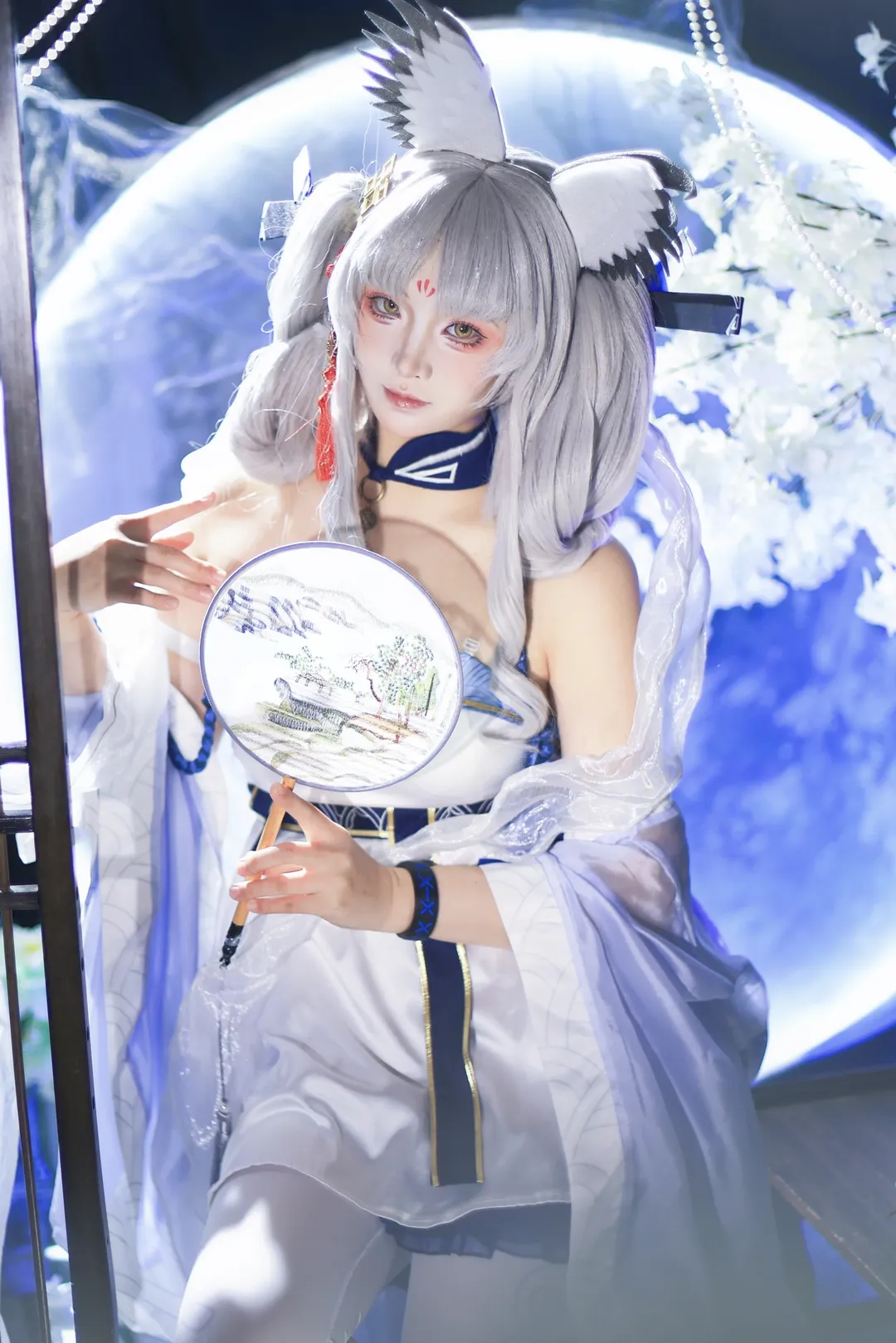 【白麵鴞cos】明日方舟白麵鴞撫雲間，月下清冷夢幻時刻 - 第 2 張