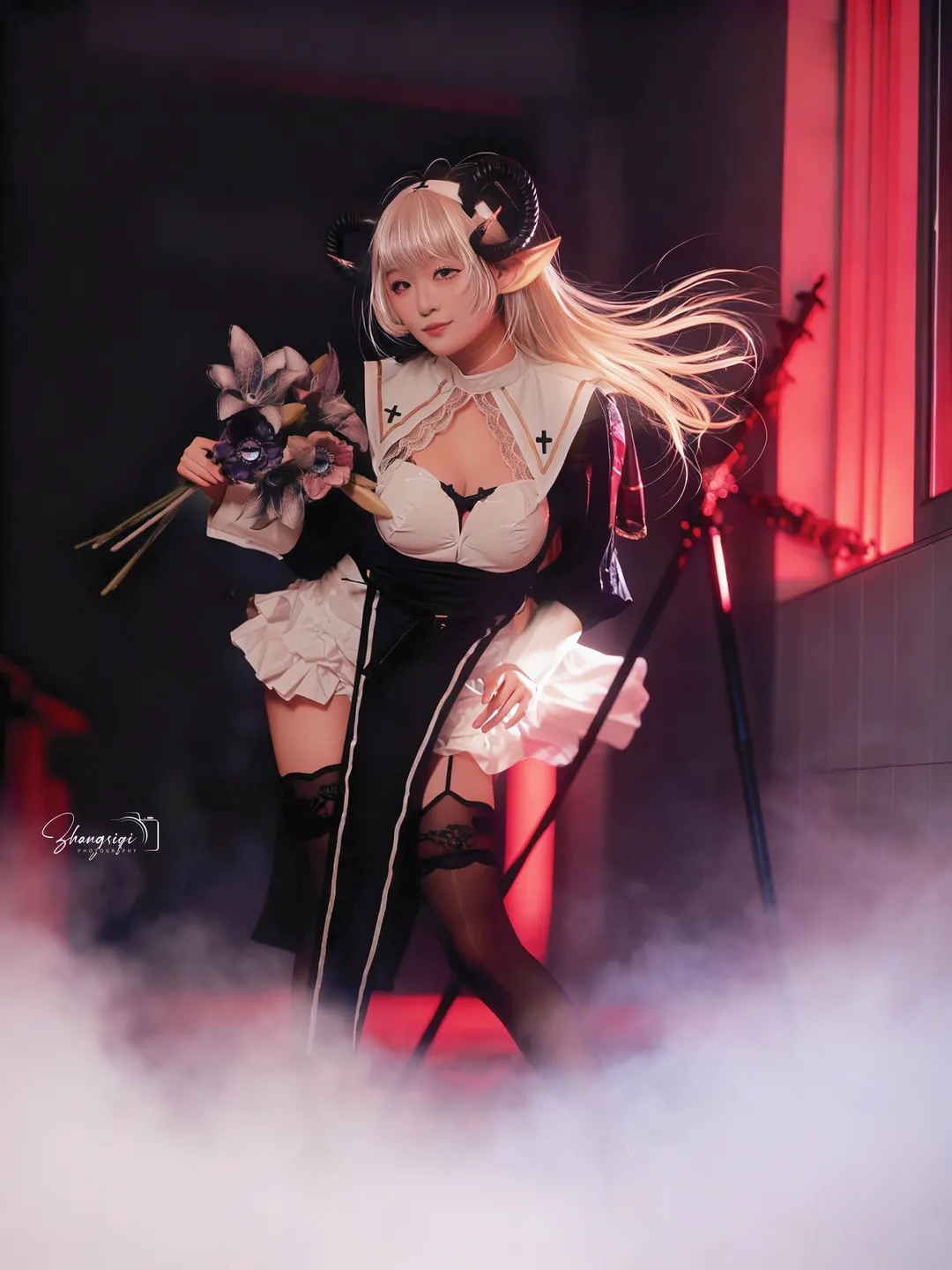 【地狱的吹雪cos】暗黑魔女降临废弃学校，氛围感拉满 - 第 12 张