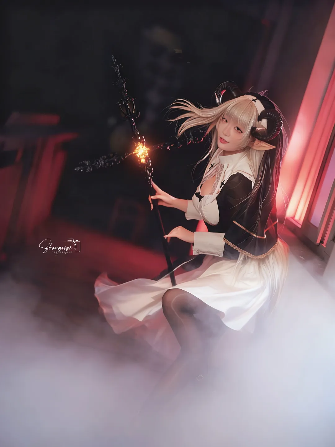 【地狱的吹雪cos】暗黑魔女降临废弃学校，氛围感拉满 - 第 6 张