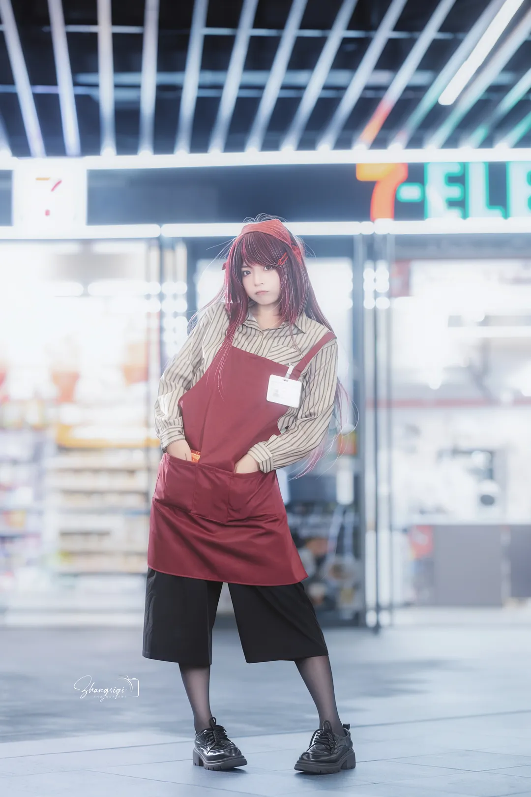 【山田小姐cos】在超市后门吞云吐雾的二人 - 第 3 张