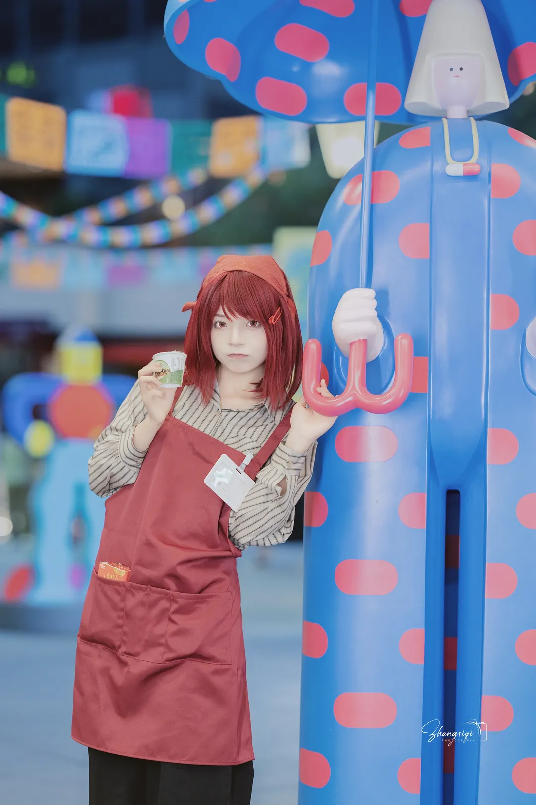 【山田小姐cos】在超市后门吞云吐雾的二人 - 第 6 张