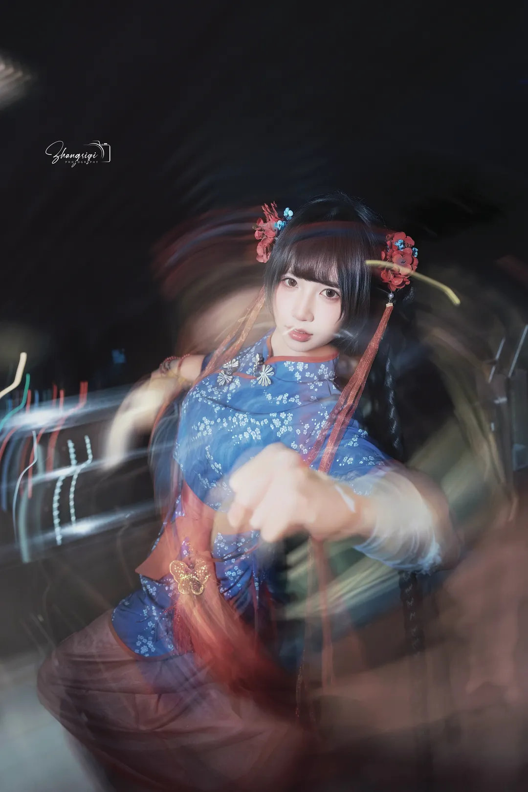 夜光下的中华娘武侠写真 - 第 1 张