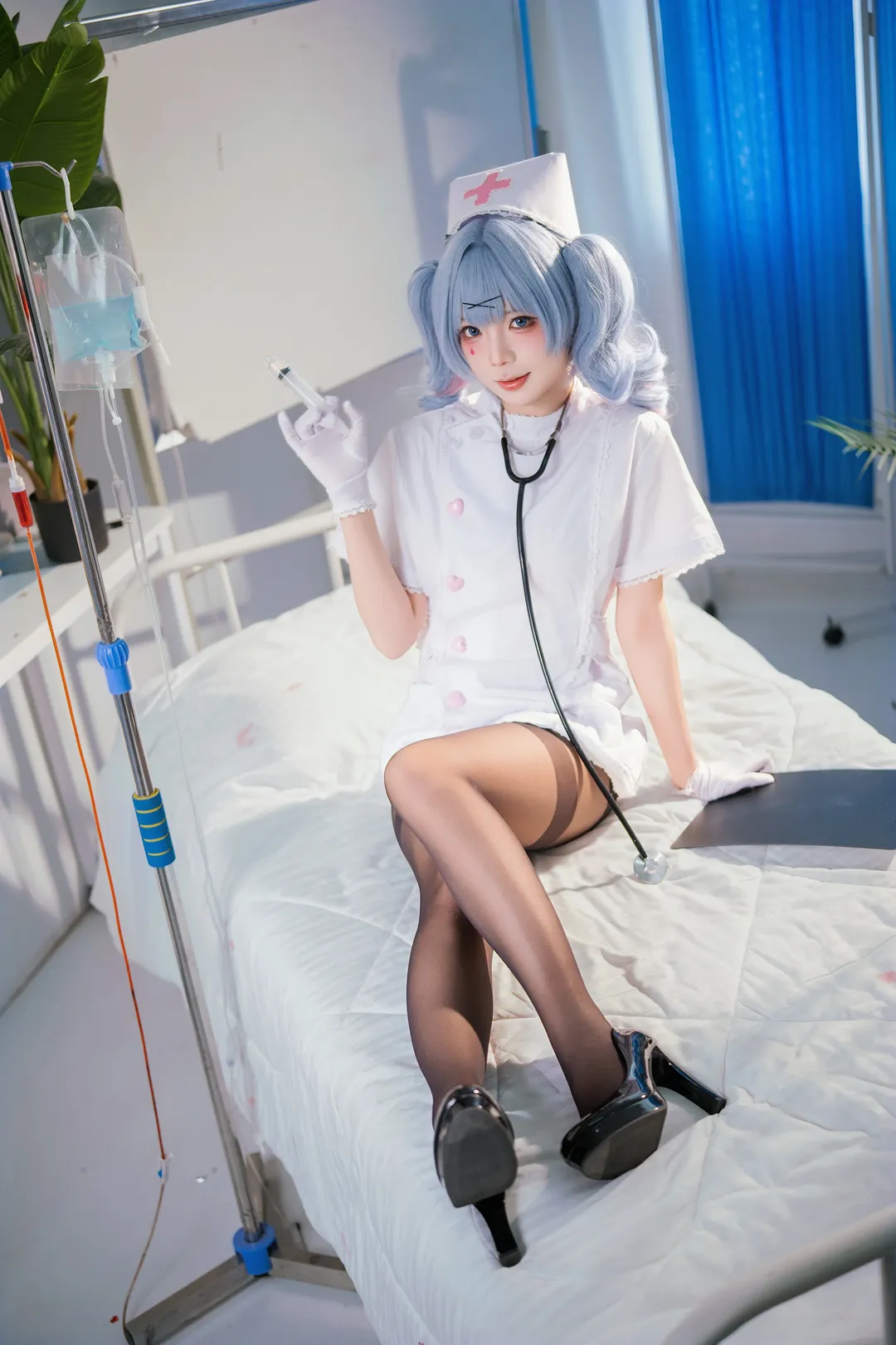 【初音未来cos】兔子洞护士的专属检查 - 第 5 张