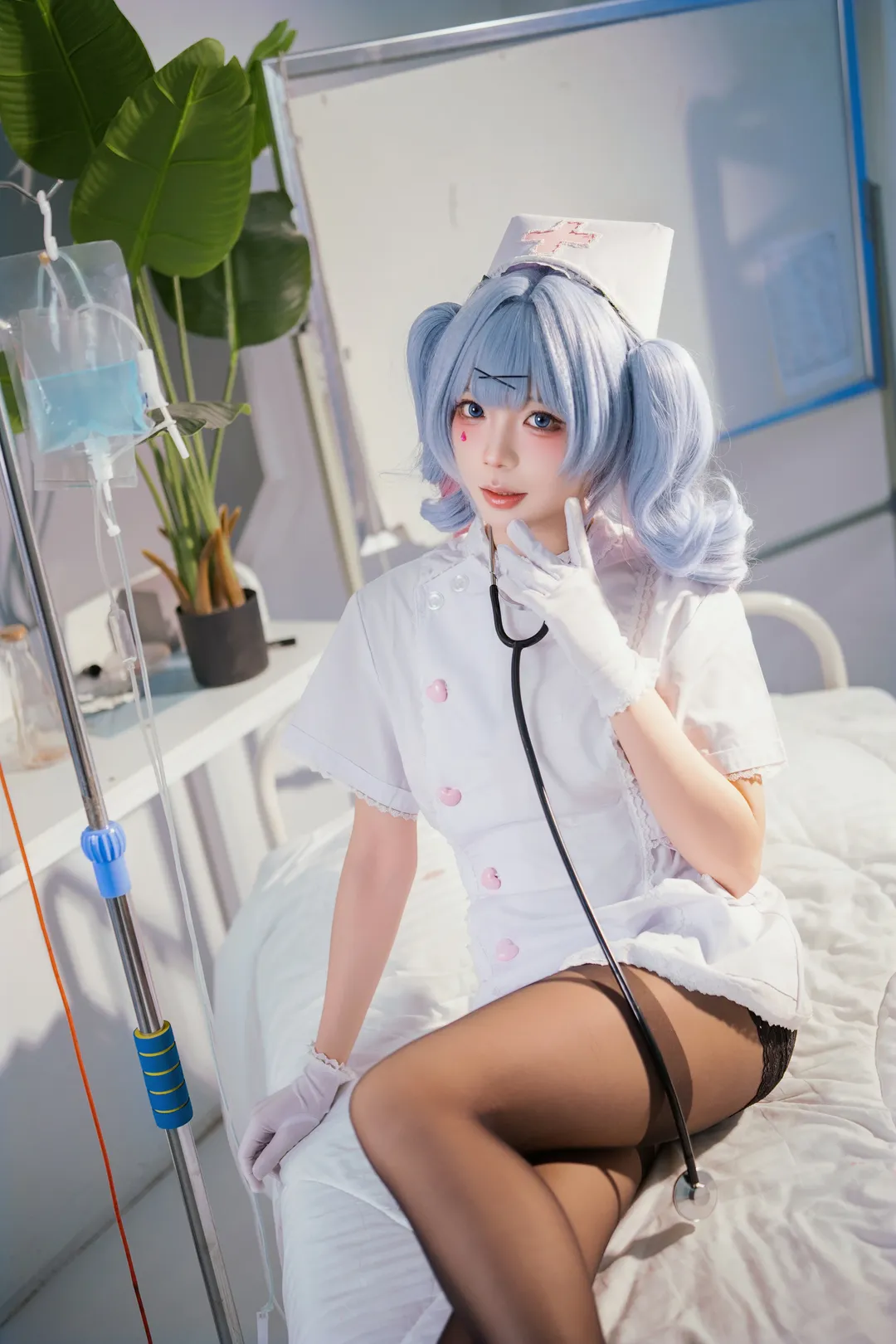 【初音未来cos】兔子洞护士的专属检查 - 第 6 张
