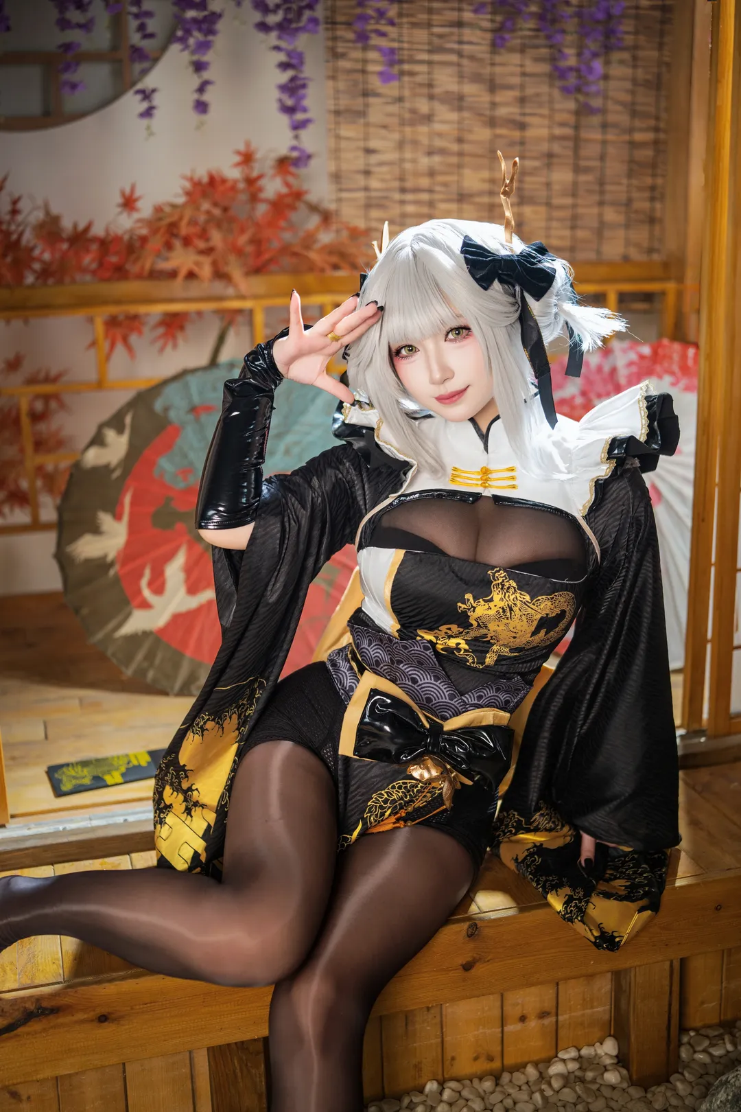 【白兔布兰儿cos】Nikke 胜利女神 - 在庭院中展现黑金的和风美学 - 第 4 张