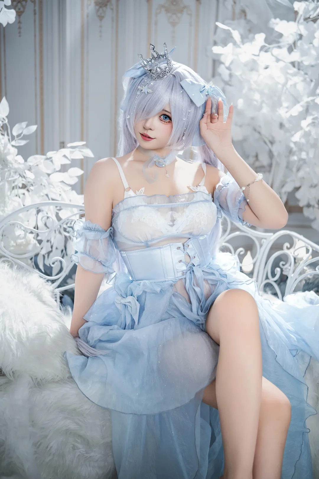 【灰姑娘·水晶公主cos】探索Nikke胜利女神的水晶鞋与光影之美 - 第 2 张