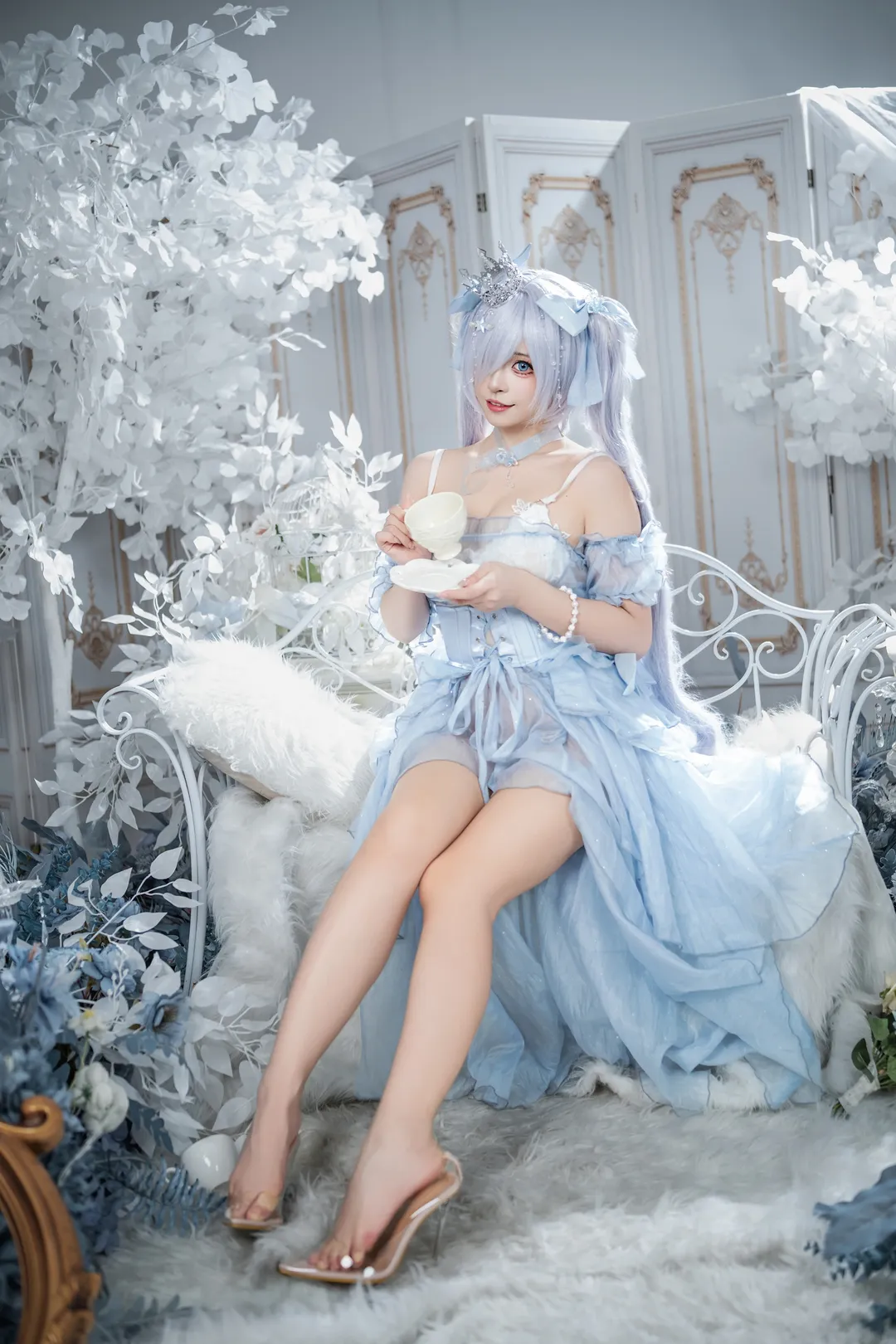 【灰姑娘·水晶公主cos】探索Nikke胜利女神的水晶鞋与光影之美 - 第 5 张