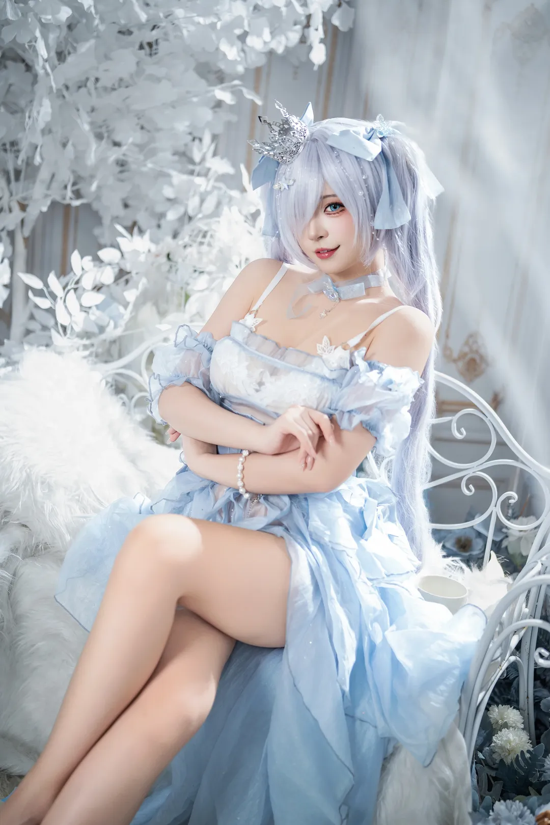 【灰姑娘·水晶公主cos】Nikke胜利女神，水晶公主的闪耀瞬间 - 第 1 张