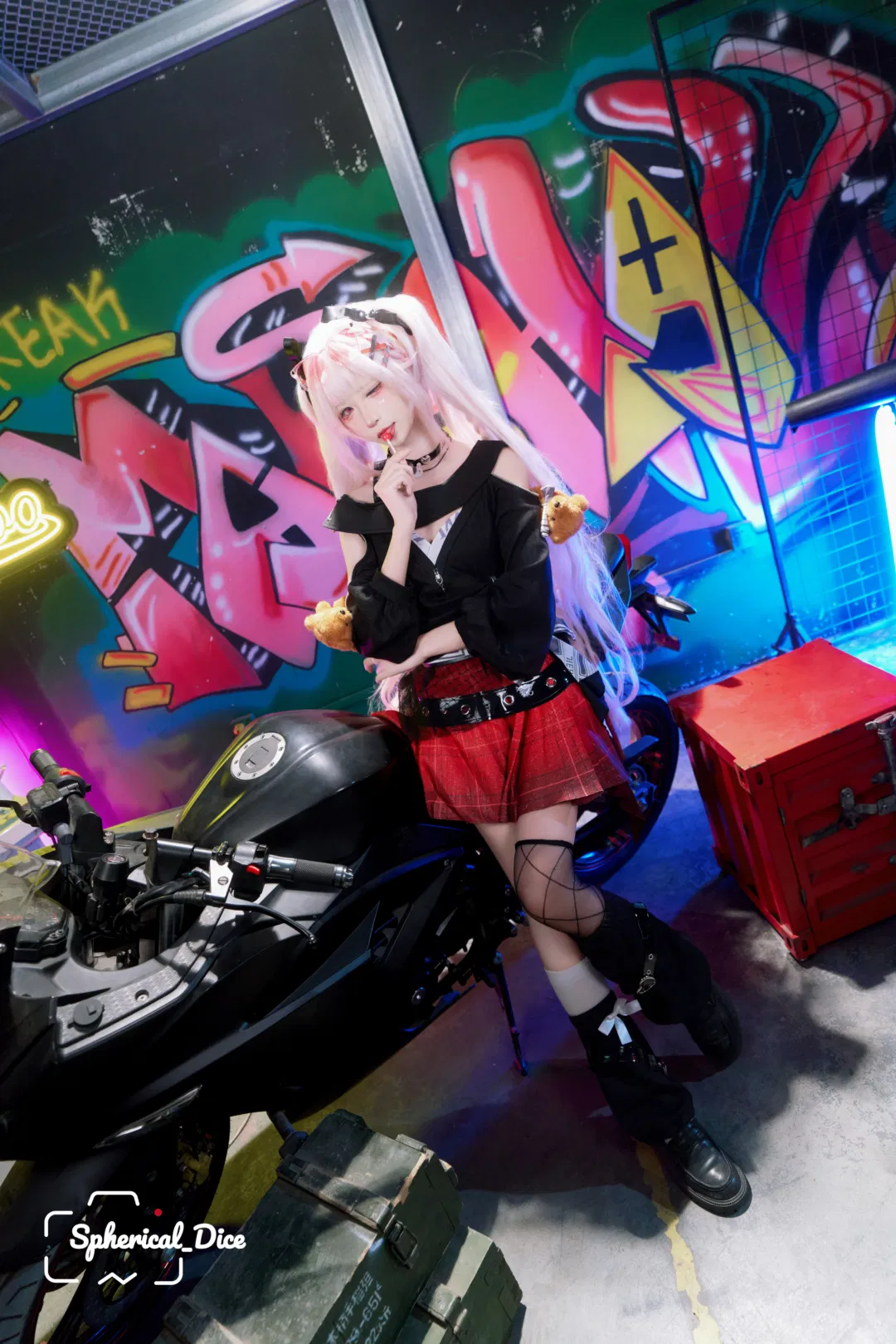 【火花cos】崩坏星穹铁道甜梦电波，霓虹夜色下的赛博甜心 - 第 2 张