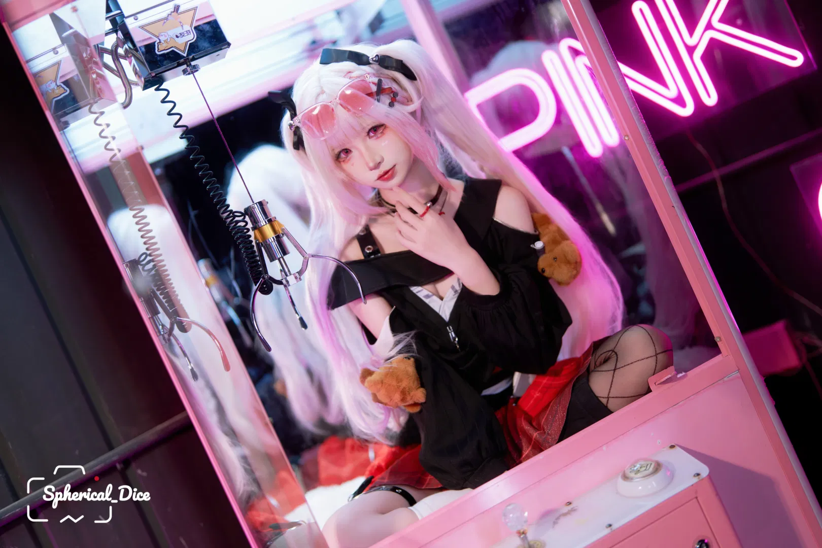 【火花cos】崩坏星穹铁道甜梦电波，霓虹夜色下的赛博甜心 - 第 7 张