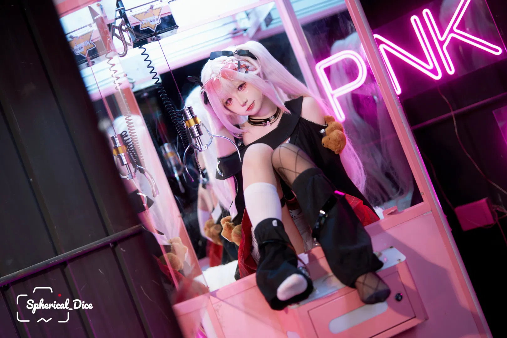 【火花cos】崩坏星穹铁道甜梦电波，霓虹夜色下的赛博甜心 - 第 9 张