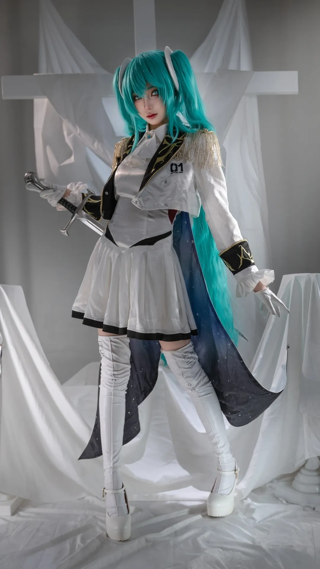 【初音未来cos】初音未来与高达的联名，用长剑守护初始之音 - 第 2 张