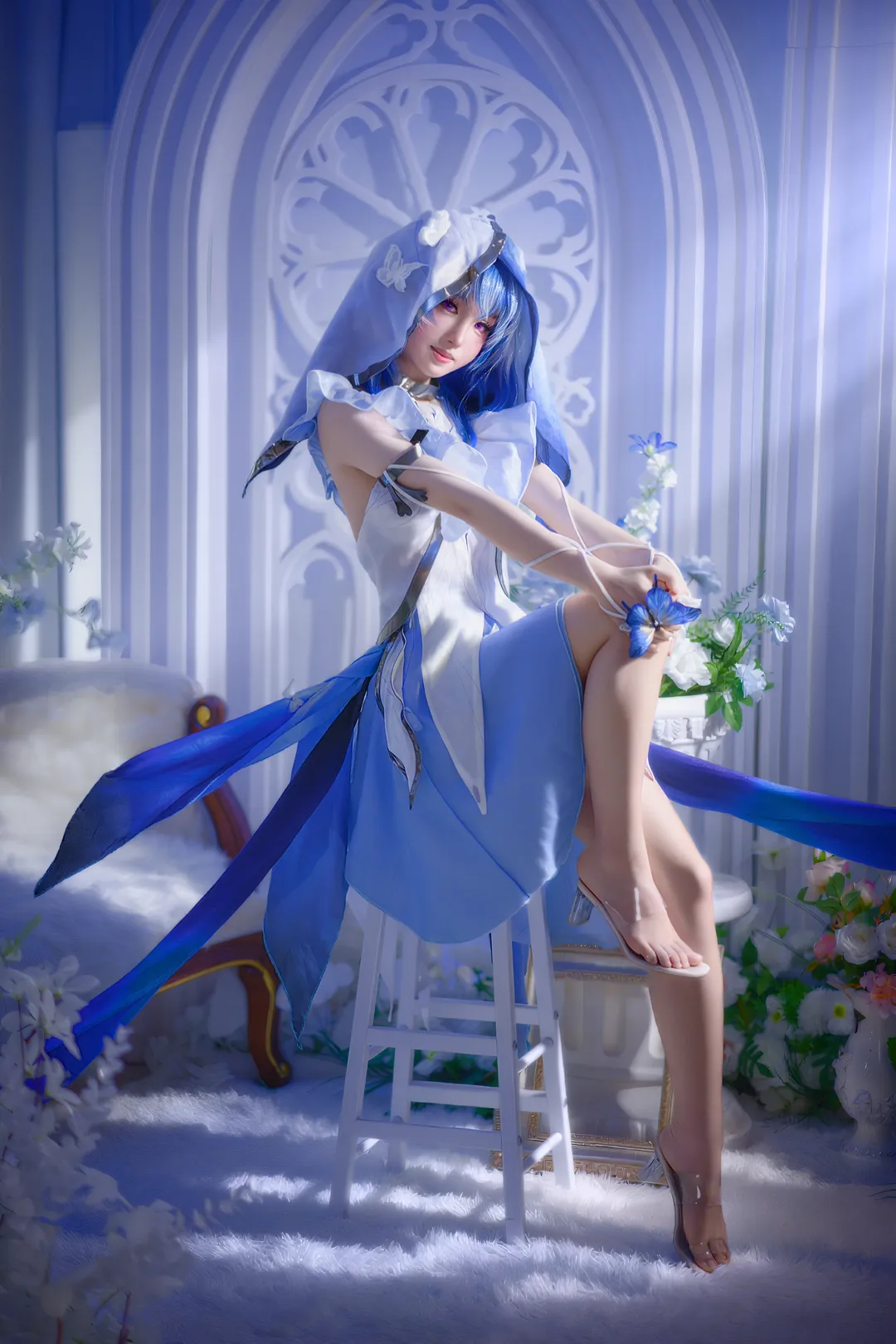 【守岸人cos】鳴潮 藍白花海與鋼琴的夢幻同框 - 第 4 張