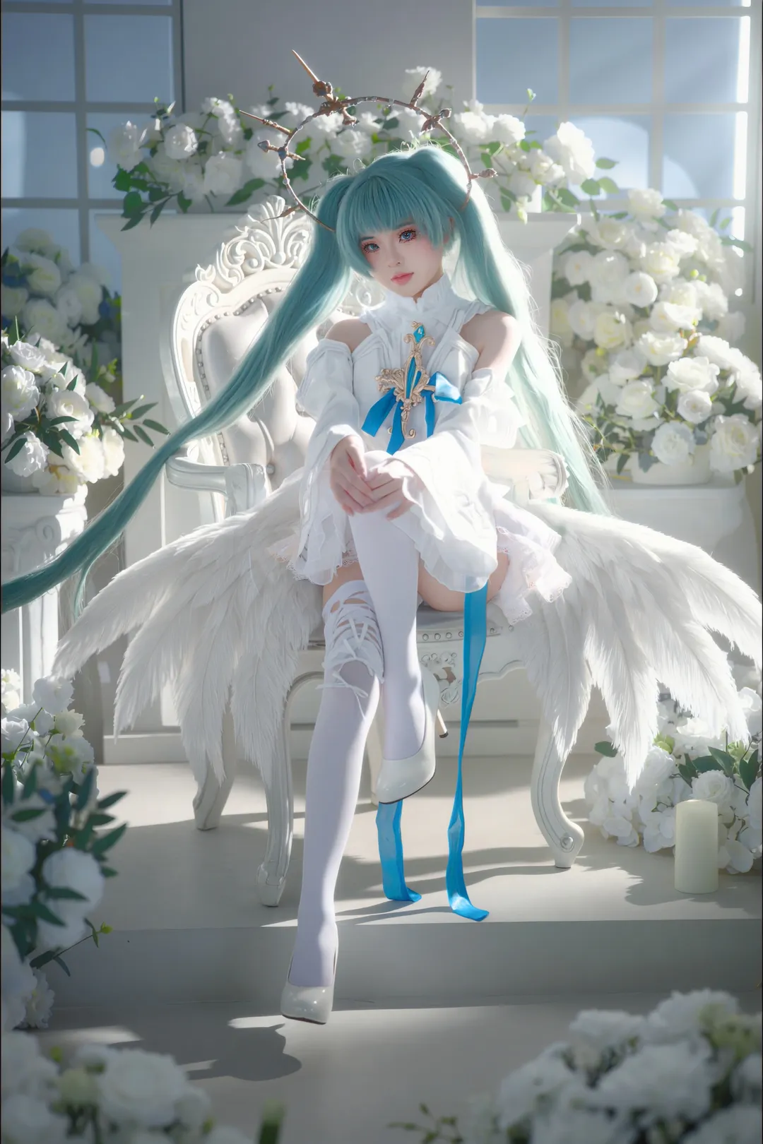 【初音未来cos】天使初音，白翼与蓝丝带的圣洁感 - 第 2 张
