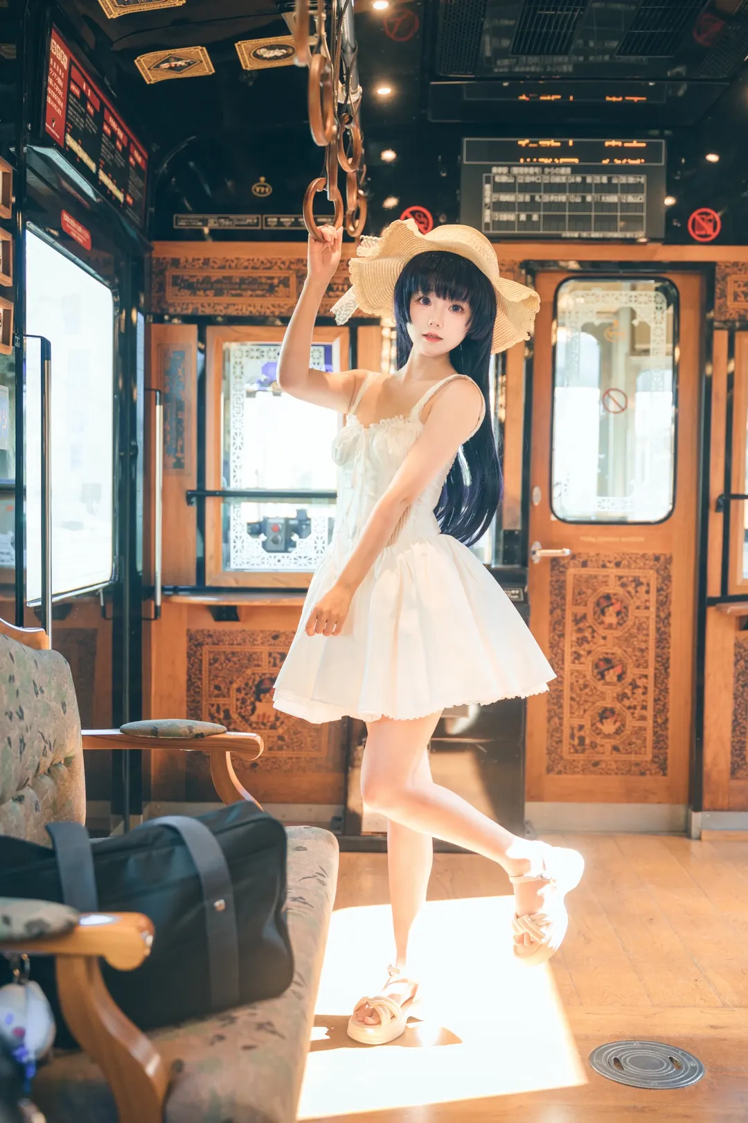 【五更琉璃cos】搭乘小玉電車還原我的妹妹不可能這麼可愛黑貓 - 第 6 張